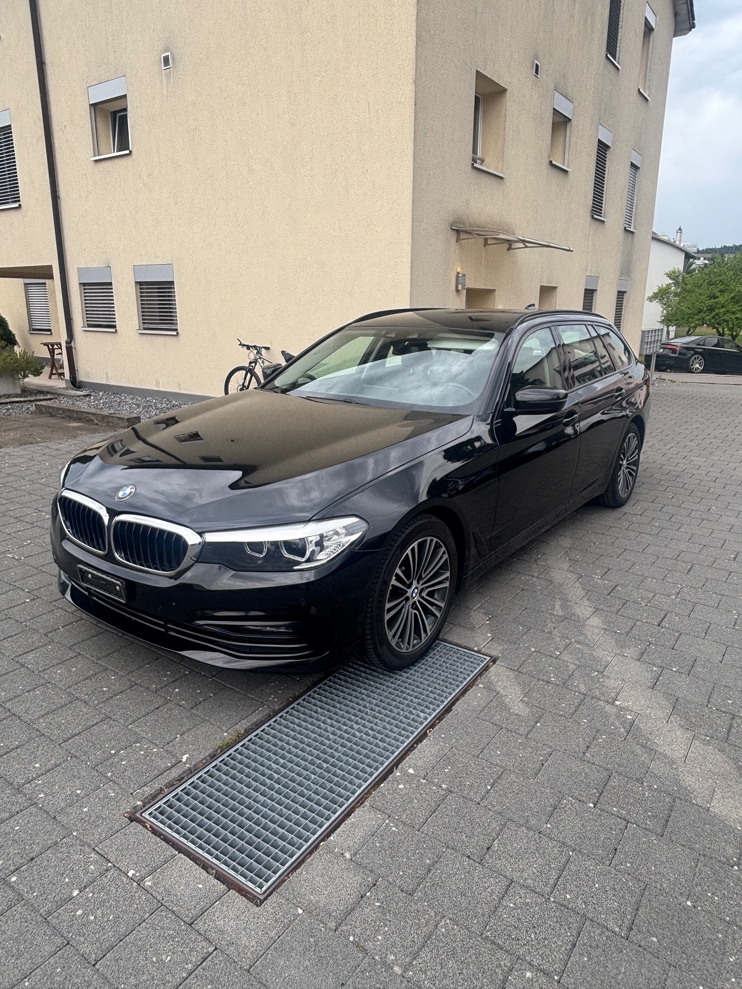 BMW 525d — zdjęcie 2