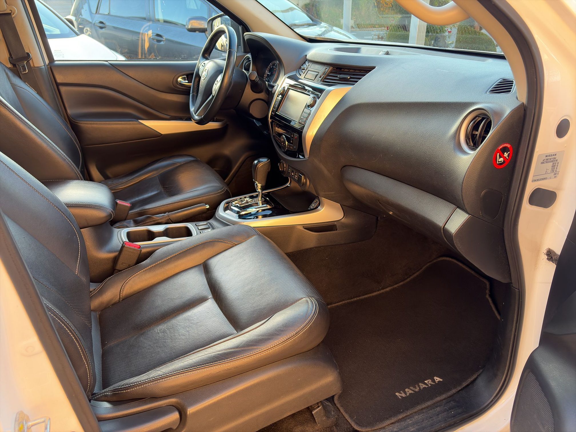 NISSAN NP300 Navara DC — zdjęcie 11