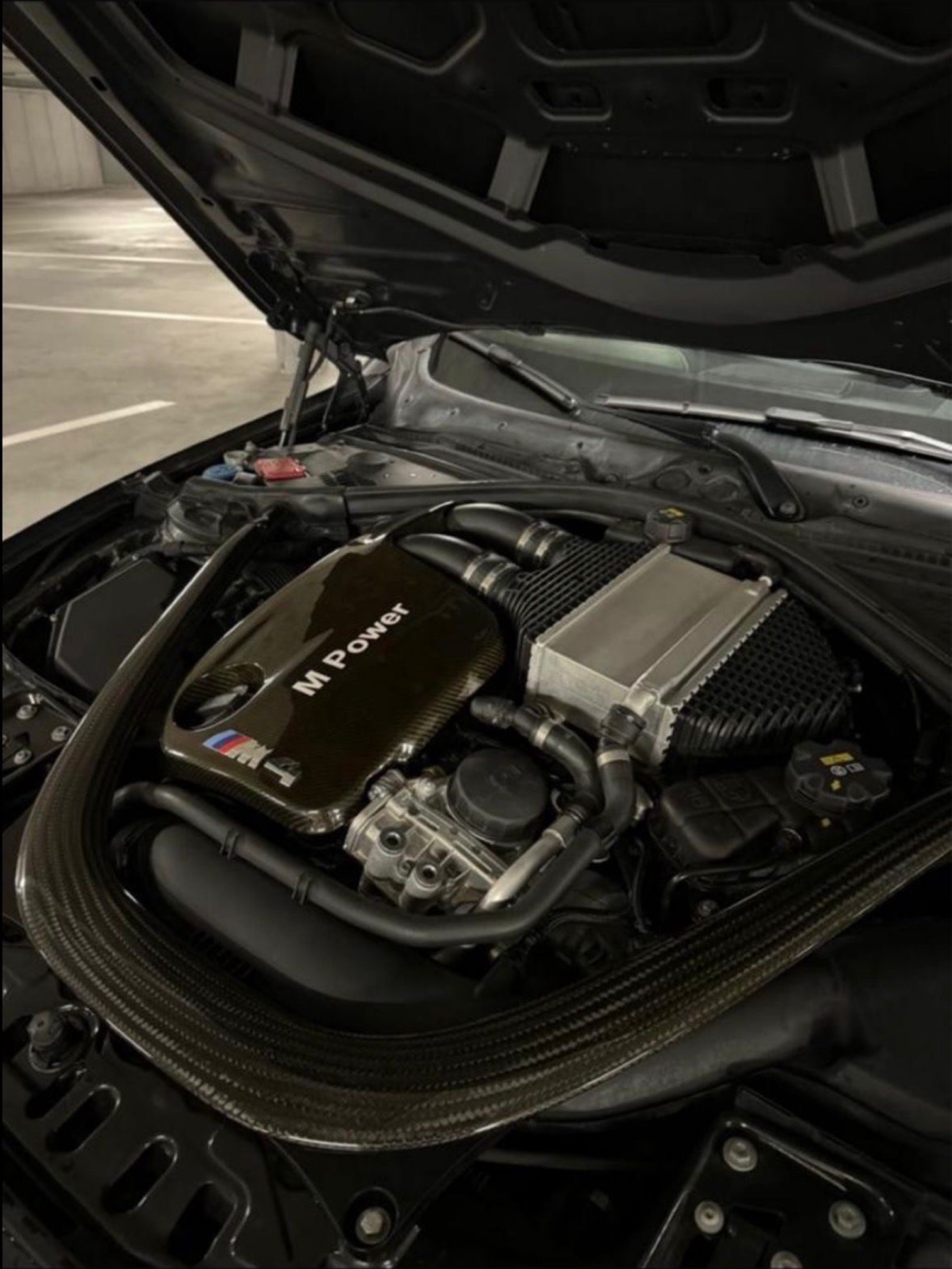 BMW M4 Coupé DKG — zdjęcie 9