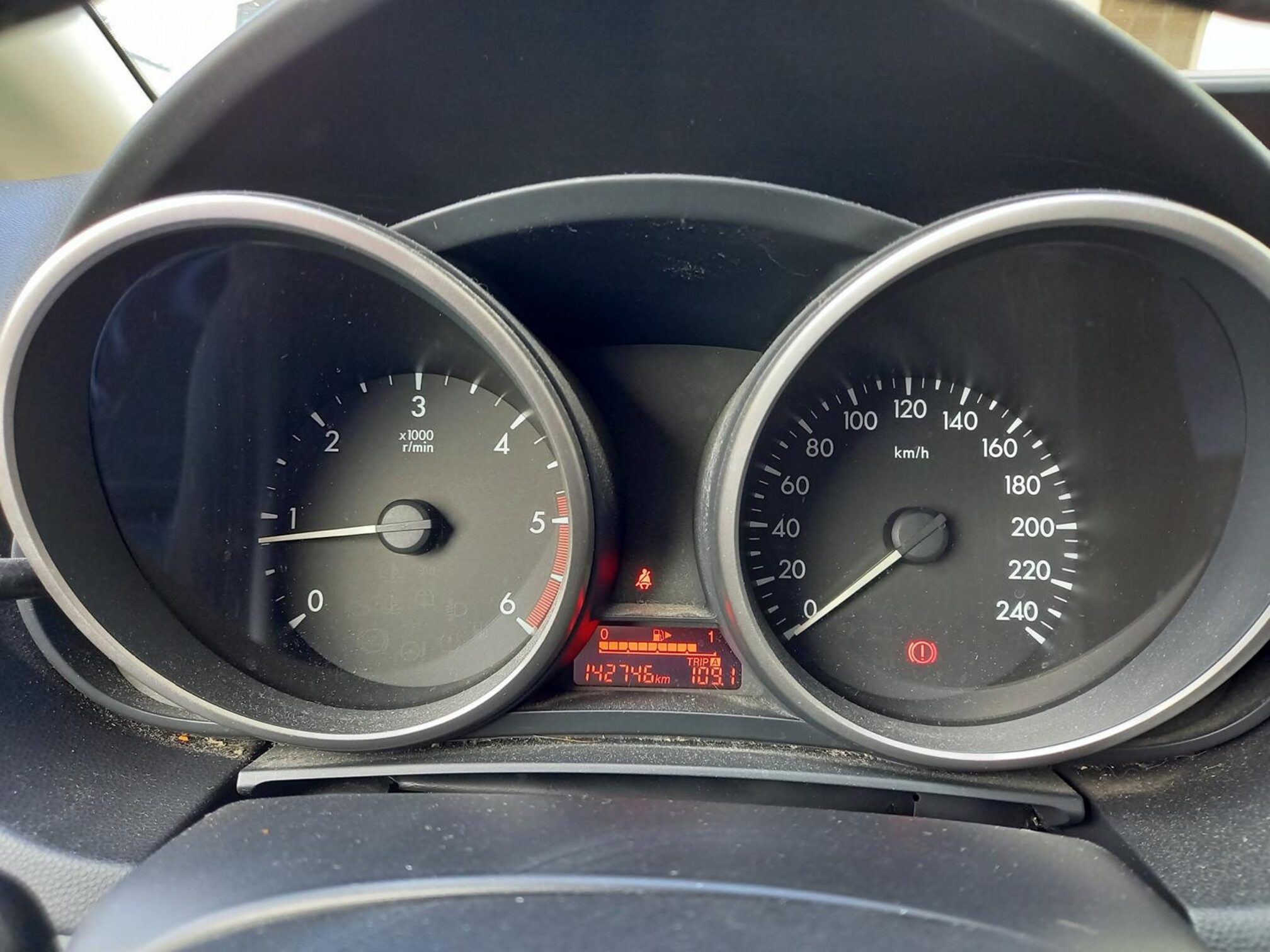 MAZDA 5 1.6 D — zdjęcie 6