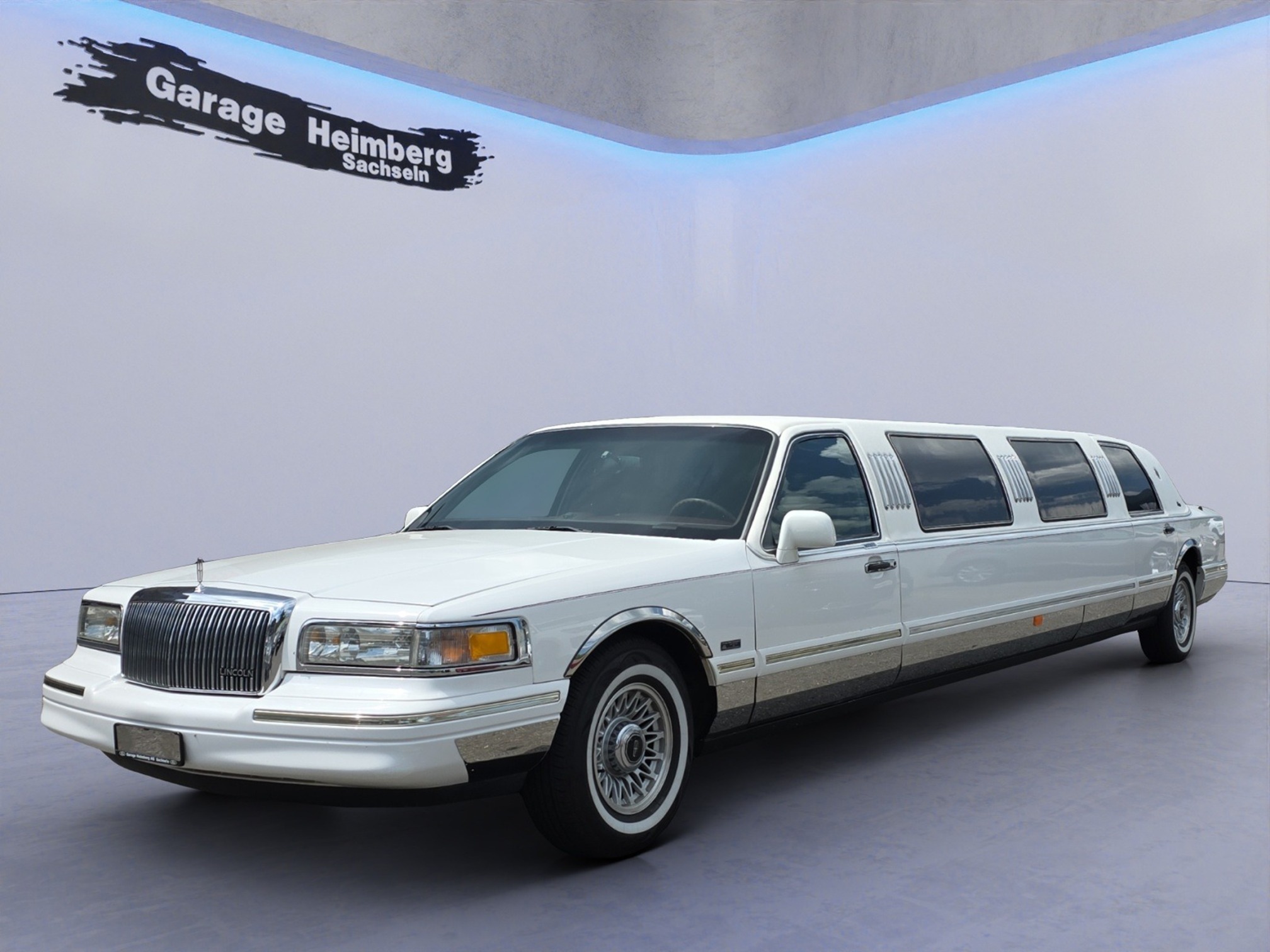 FORD Lincoln Town Car — zdjęcie 1
