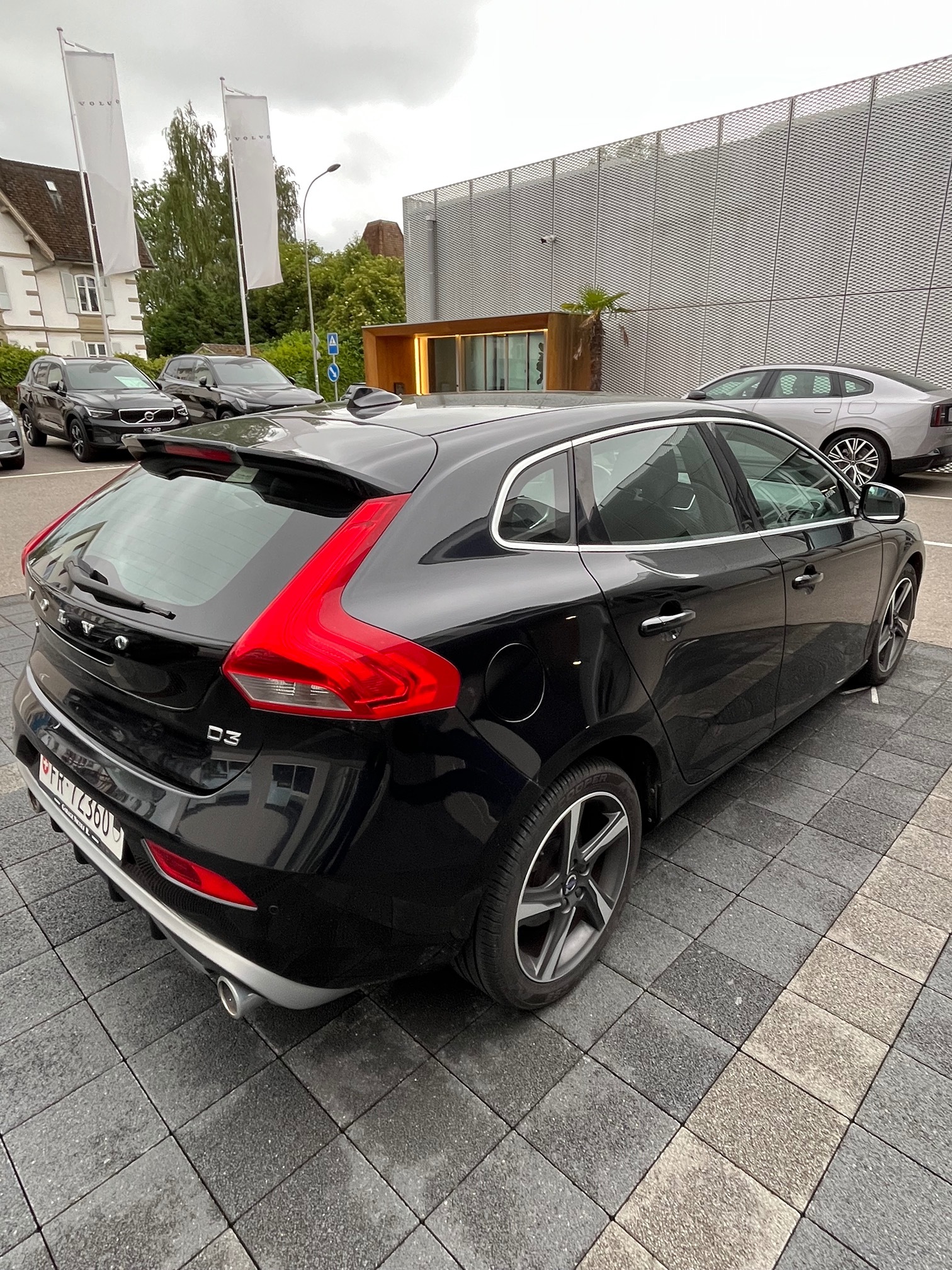 VOLVO V40 D3 — zdjęcie 8