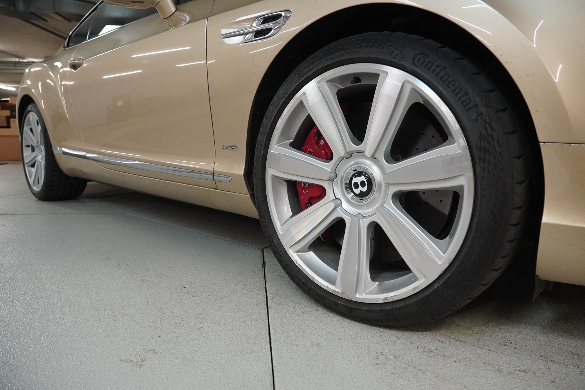 BENTLEY Continental GT — zdjęcie 7