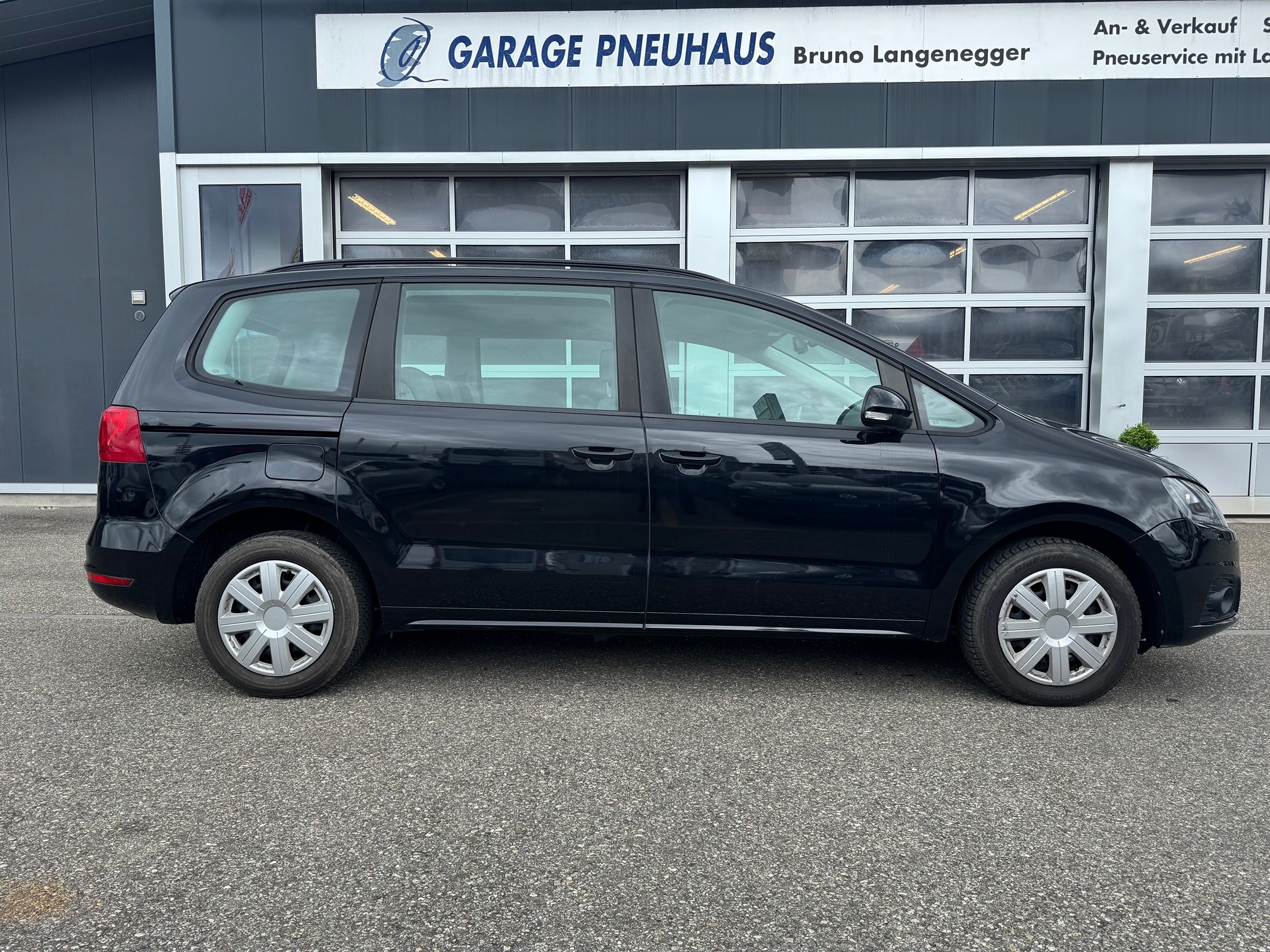 SEAT Alhambra 2.0 TDI — zdjęcie 4