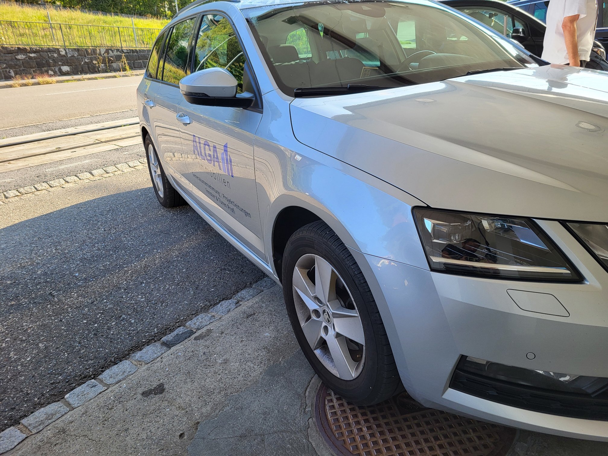 SKODA Octavia 2.0TDI — zdjęcie 2