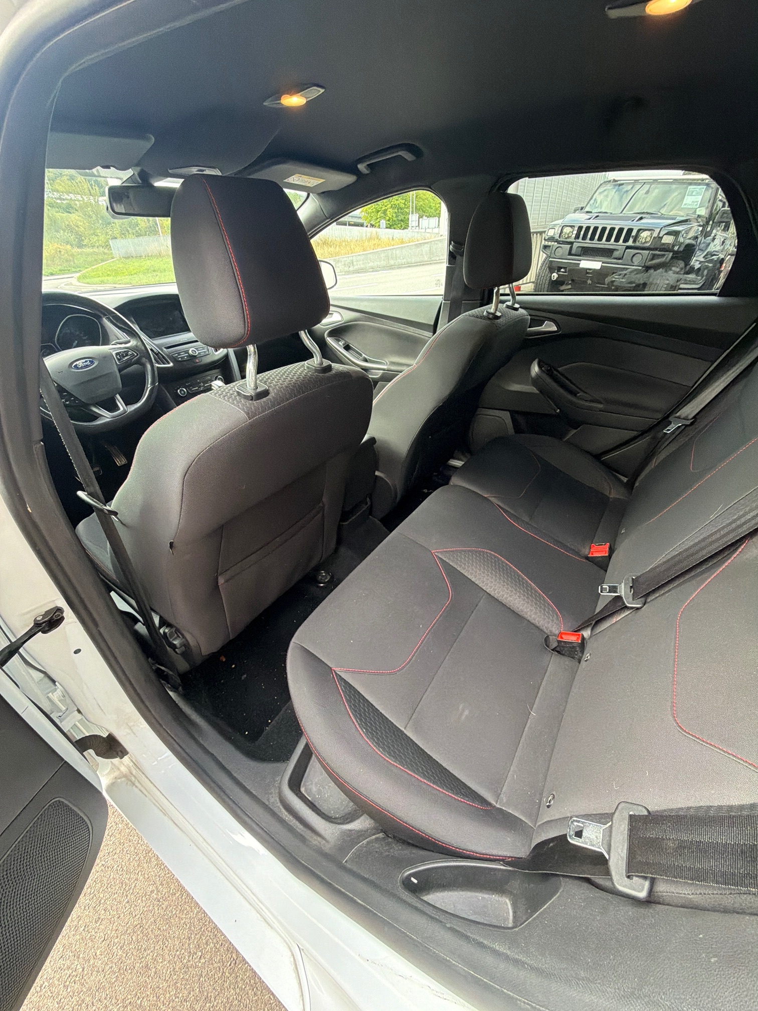 FORD Focus 2.0 TDCi — zdjęcie 10