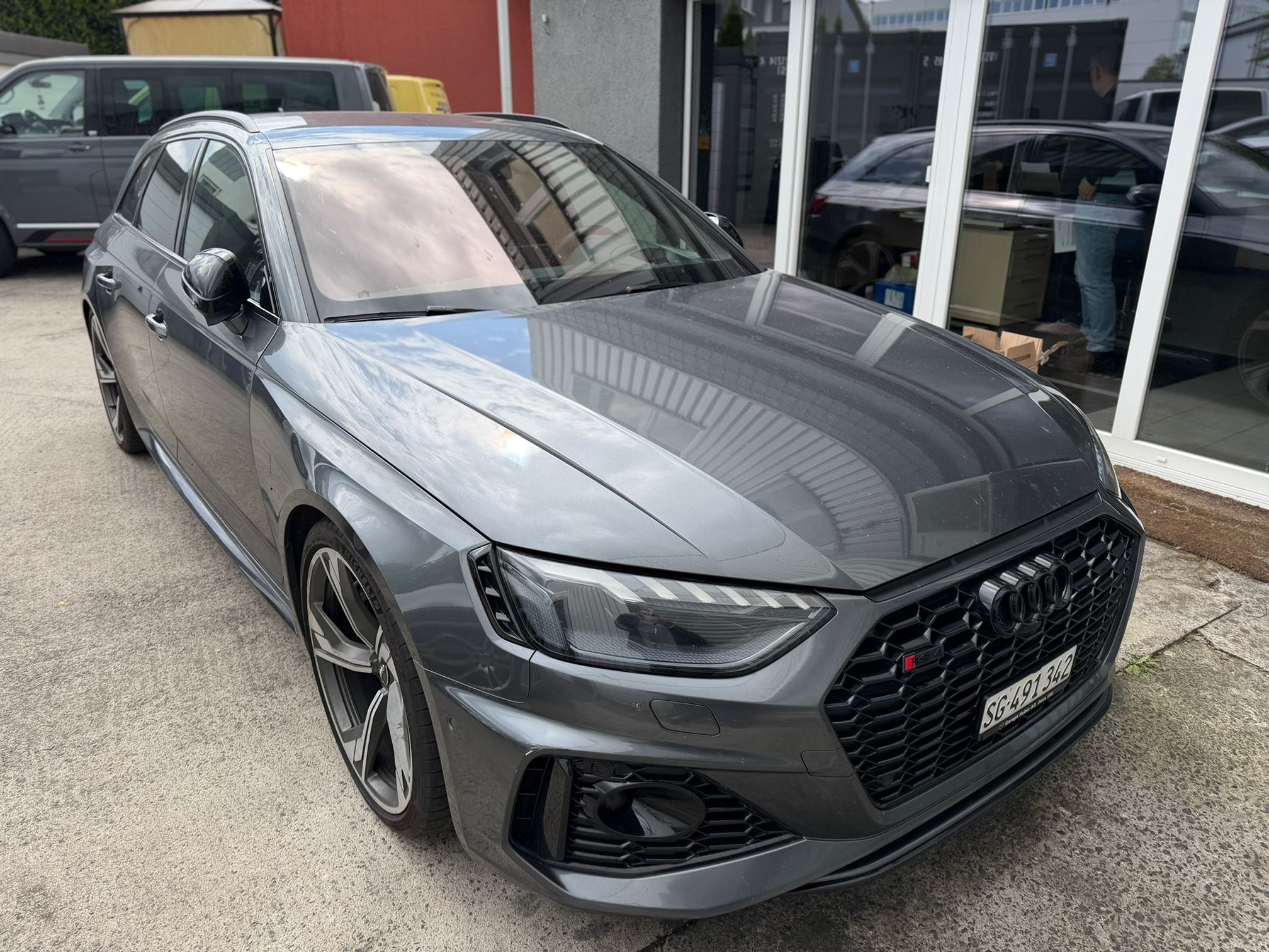 AUDI RS4 Avant quattro — zdjęcie 3