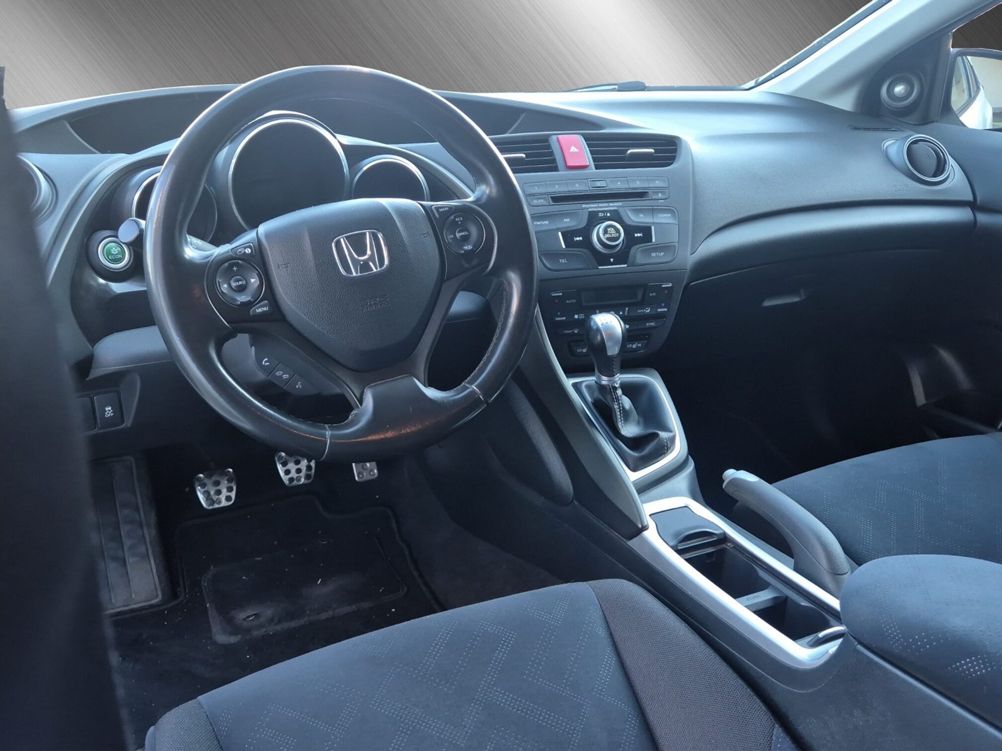 HONDA Civic 5DR 1,6i-DTEC Lifestyle — zdjęcie 8