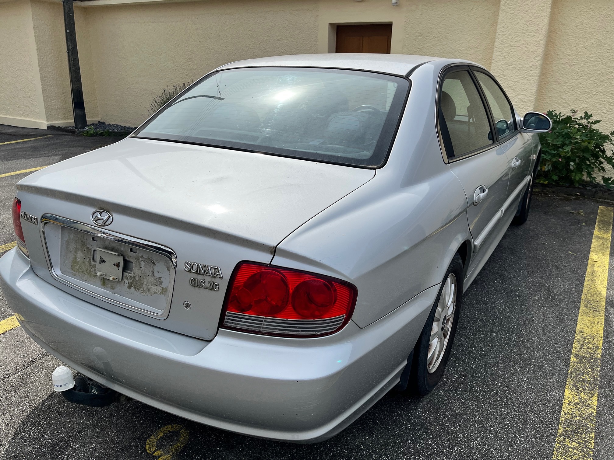 HYUNDAI Sonata 2700 V6 — zdjęcie 3