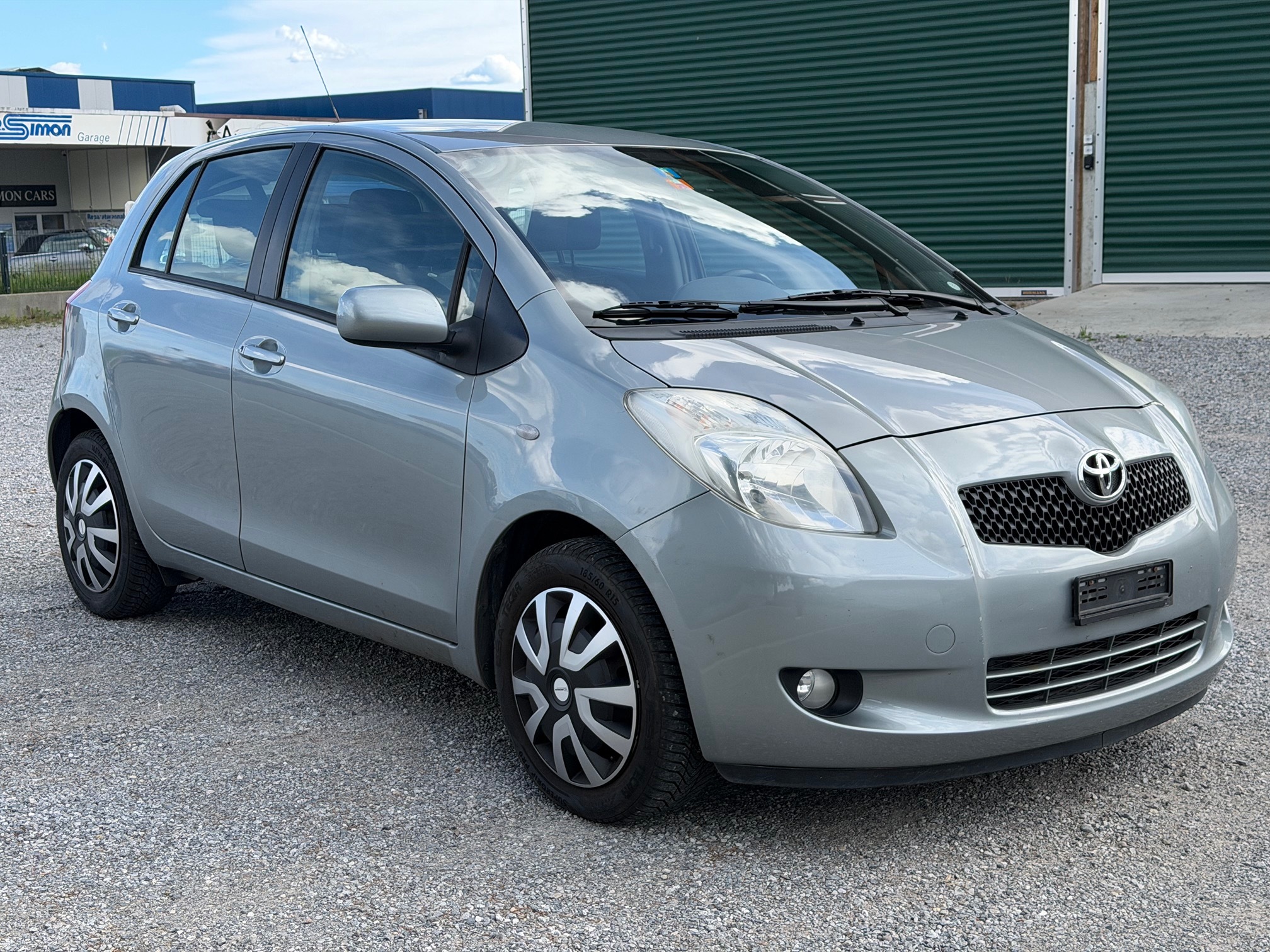 TOYOTA Yaris 1.3 mit MFK — zdjęcie 3