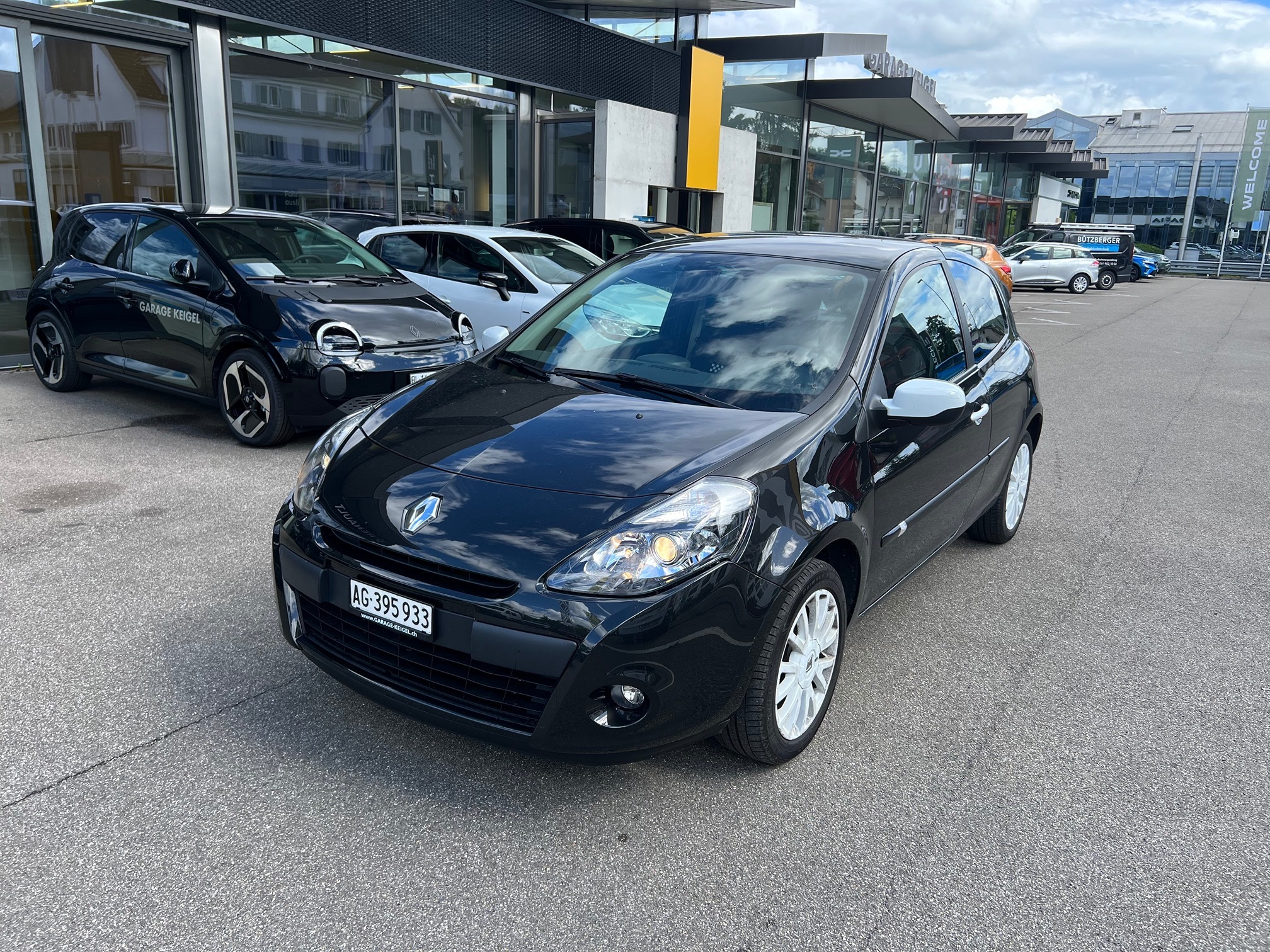 RENAULT Clio 1.2 100 — zdjęcie 1
