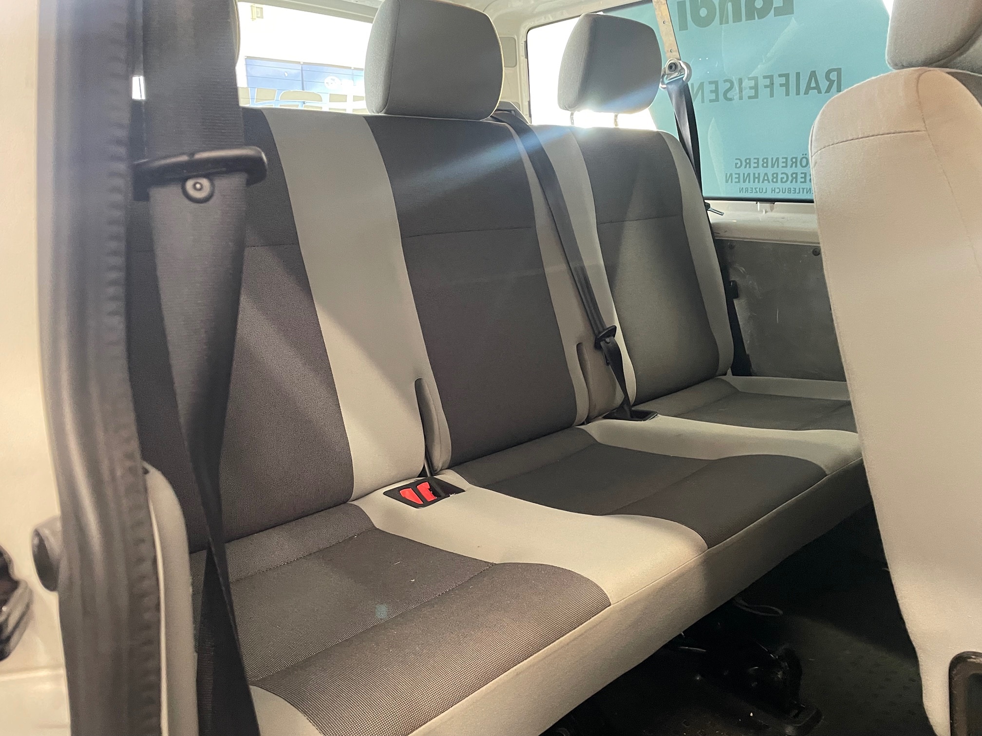 VW T5 Kombi D BMT 4M — zdjęcie 11