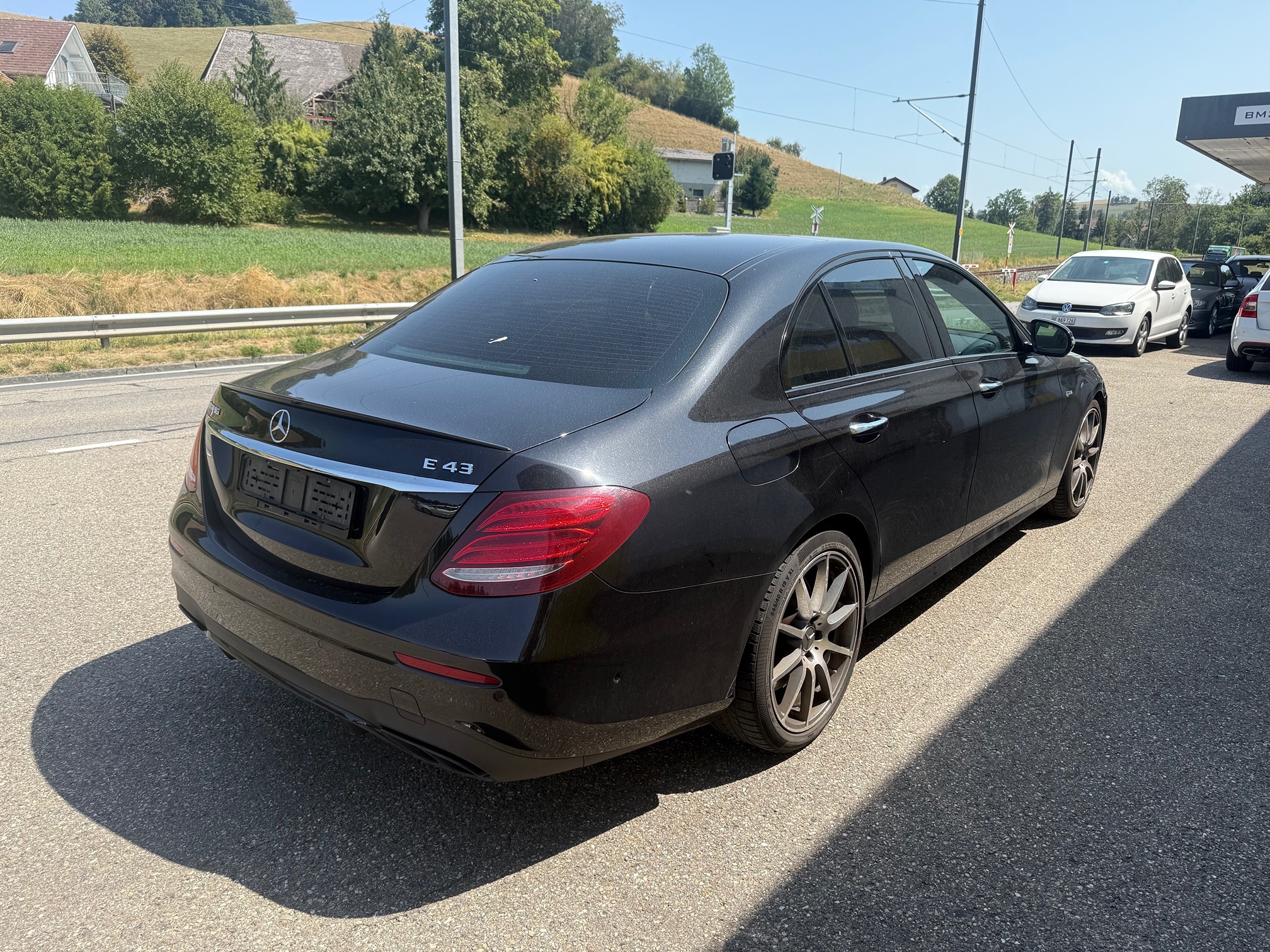 MERCEDES-BENZ AMG E 43 — zdjęcie 5