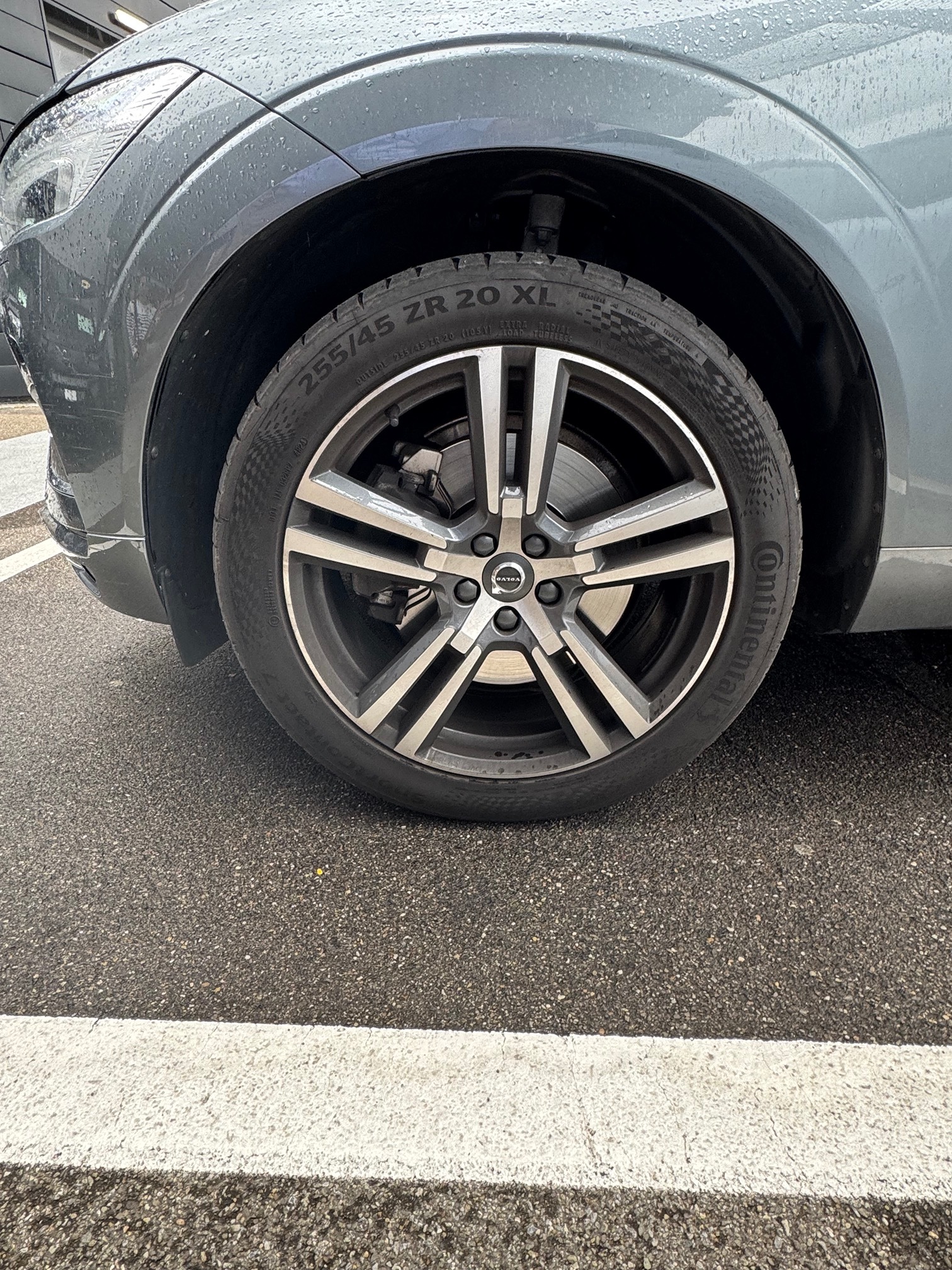 VOLVO XC60 T5 AWD — zdjęcie 12