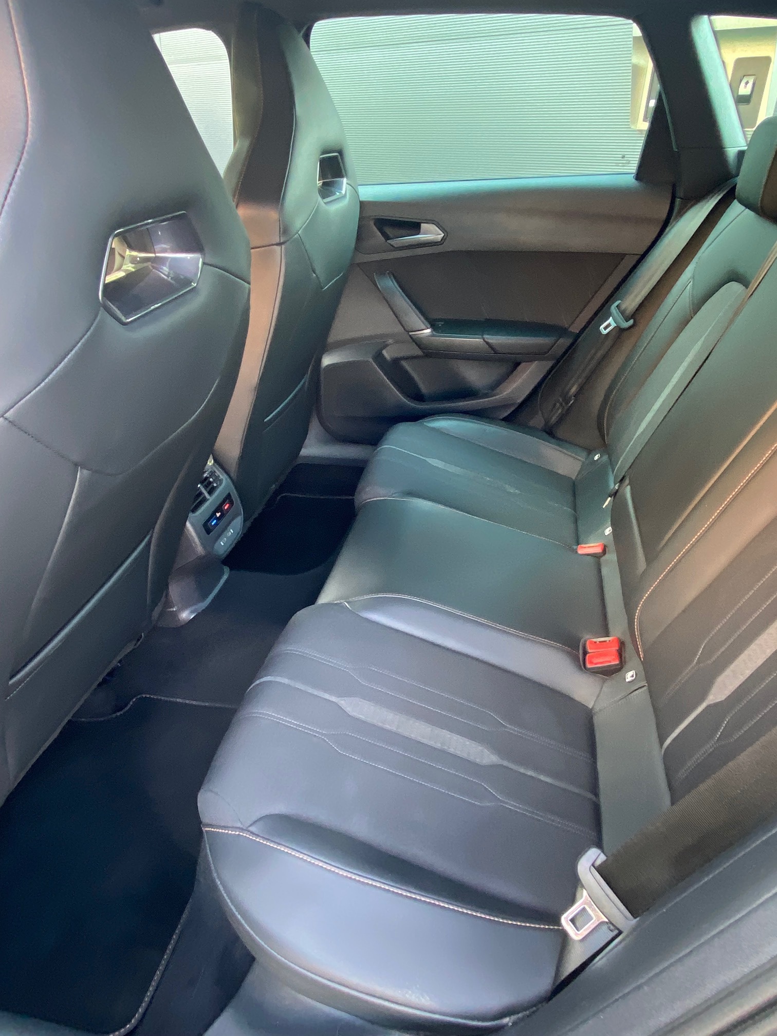 SEAT Cupra Leon SPeHyb — zdjęcie 12