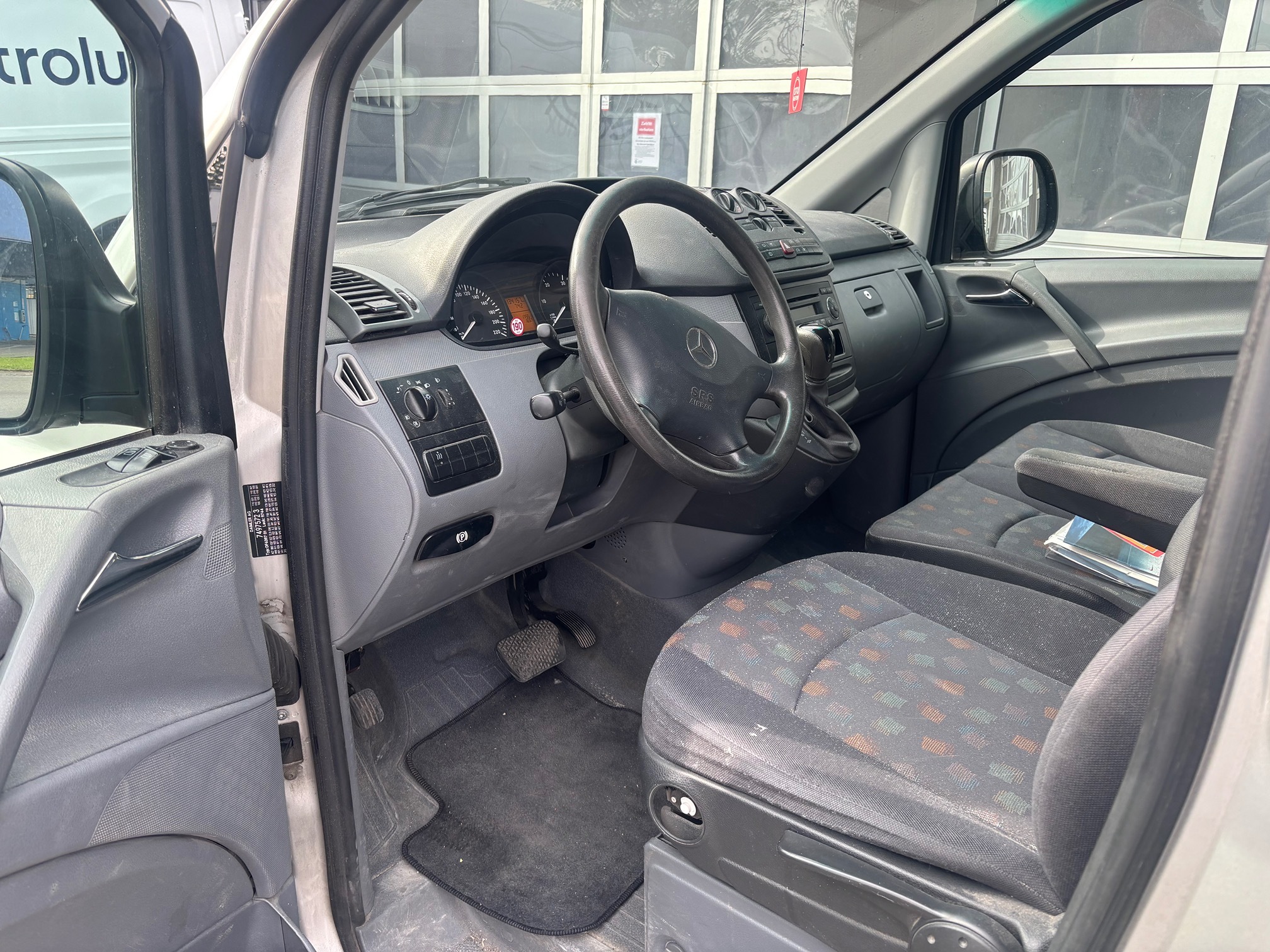 MERCEDES-BENZ Vito 115 CDI — zdjęcie 15