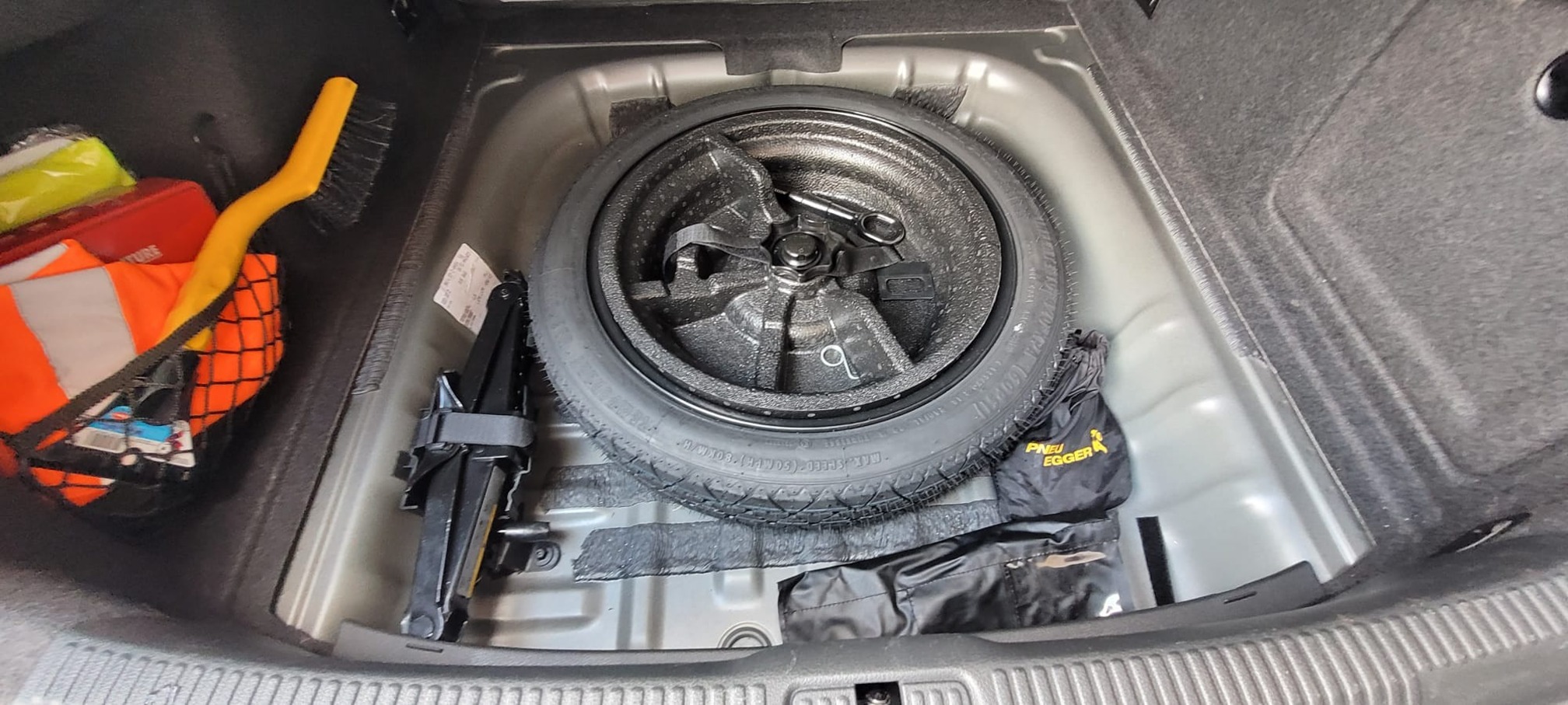 AUDI A3 Limo. 1.8TFSI — zdjęcie 12