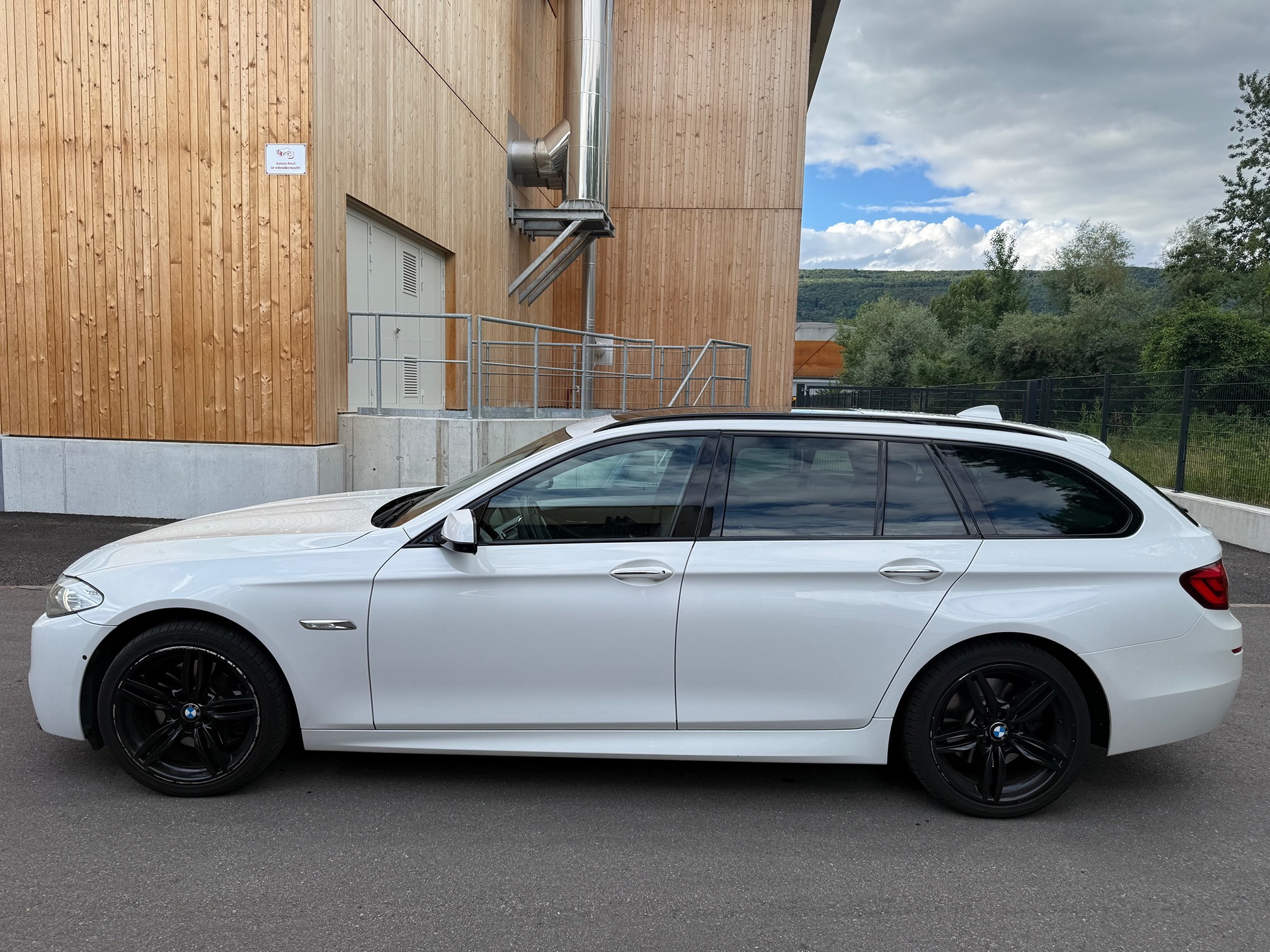 BMW 535d xDrive — zdjęcie 2