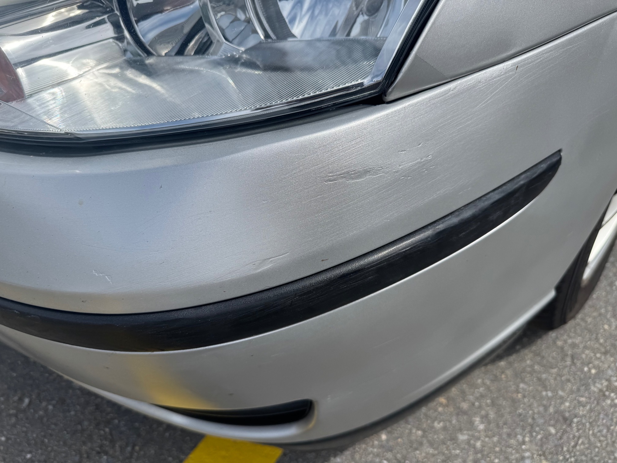 FORD Focus 1.6 16V — zdjęcie 10