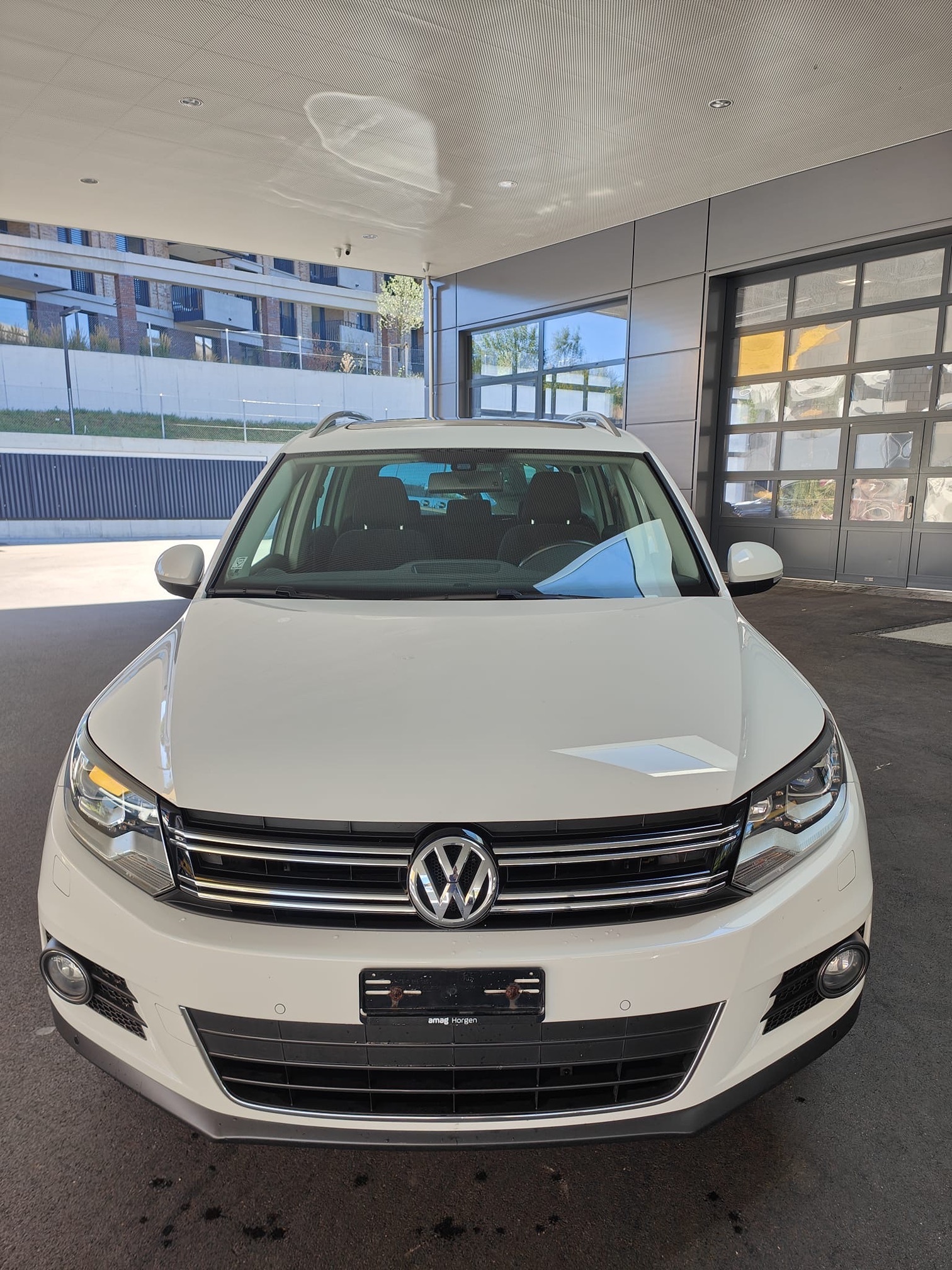 VW Tiguan 2.0 — zdjęcie 2