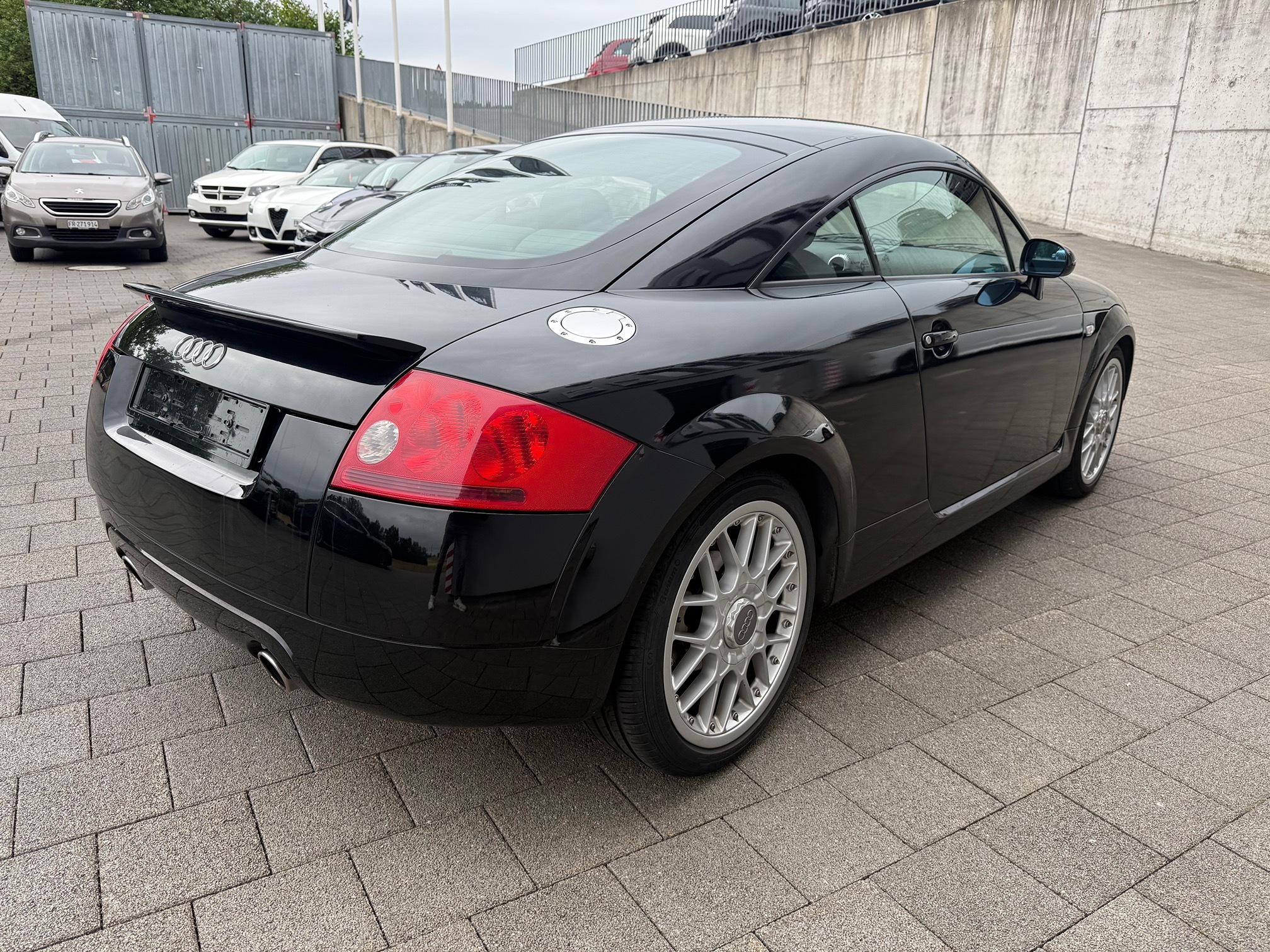 AUDI TT Coupé Quattro — zdjęcie 3