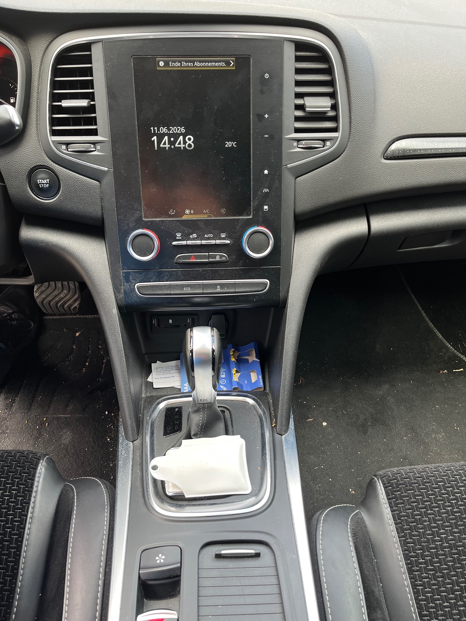 RENAULT Megane — zdjęcie 8