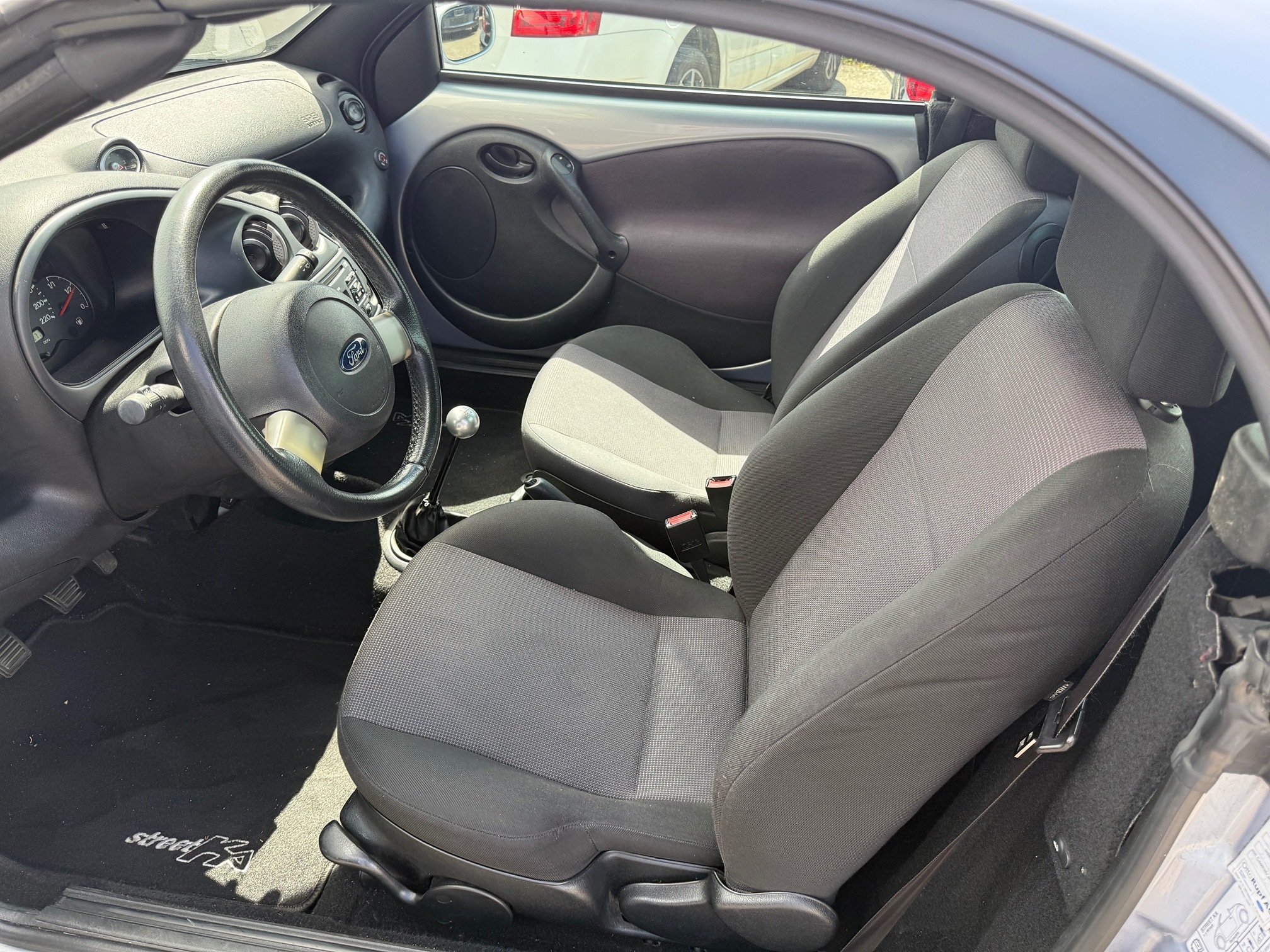 FORD Street Ka 1.6 — zdjęcie 8