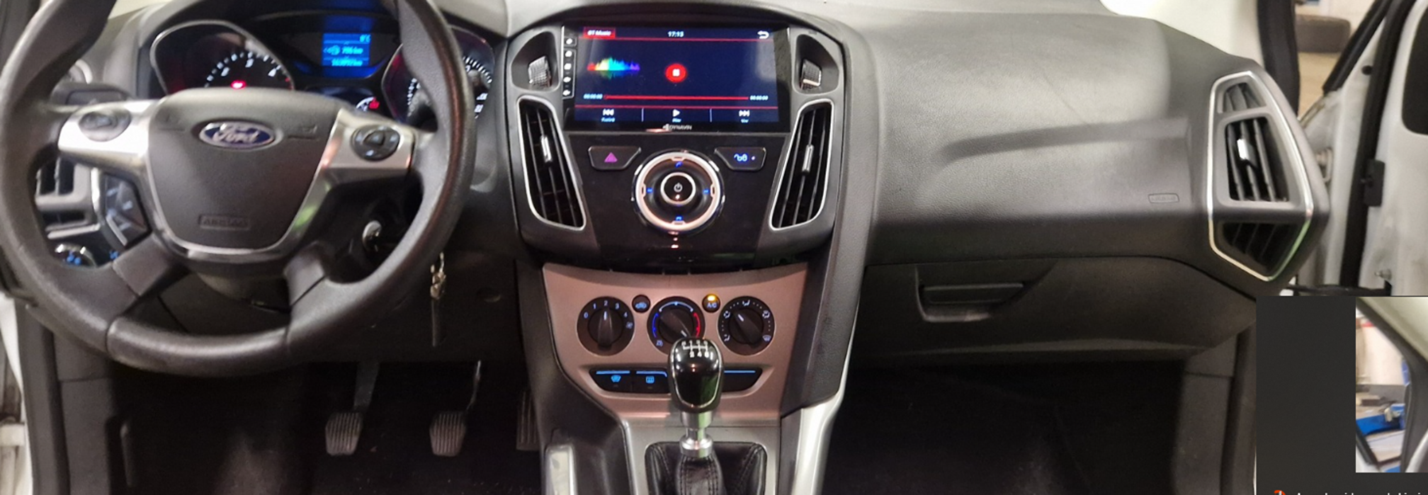 FORD Focus 1.6TDCi ECO — zdjęcie 11