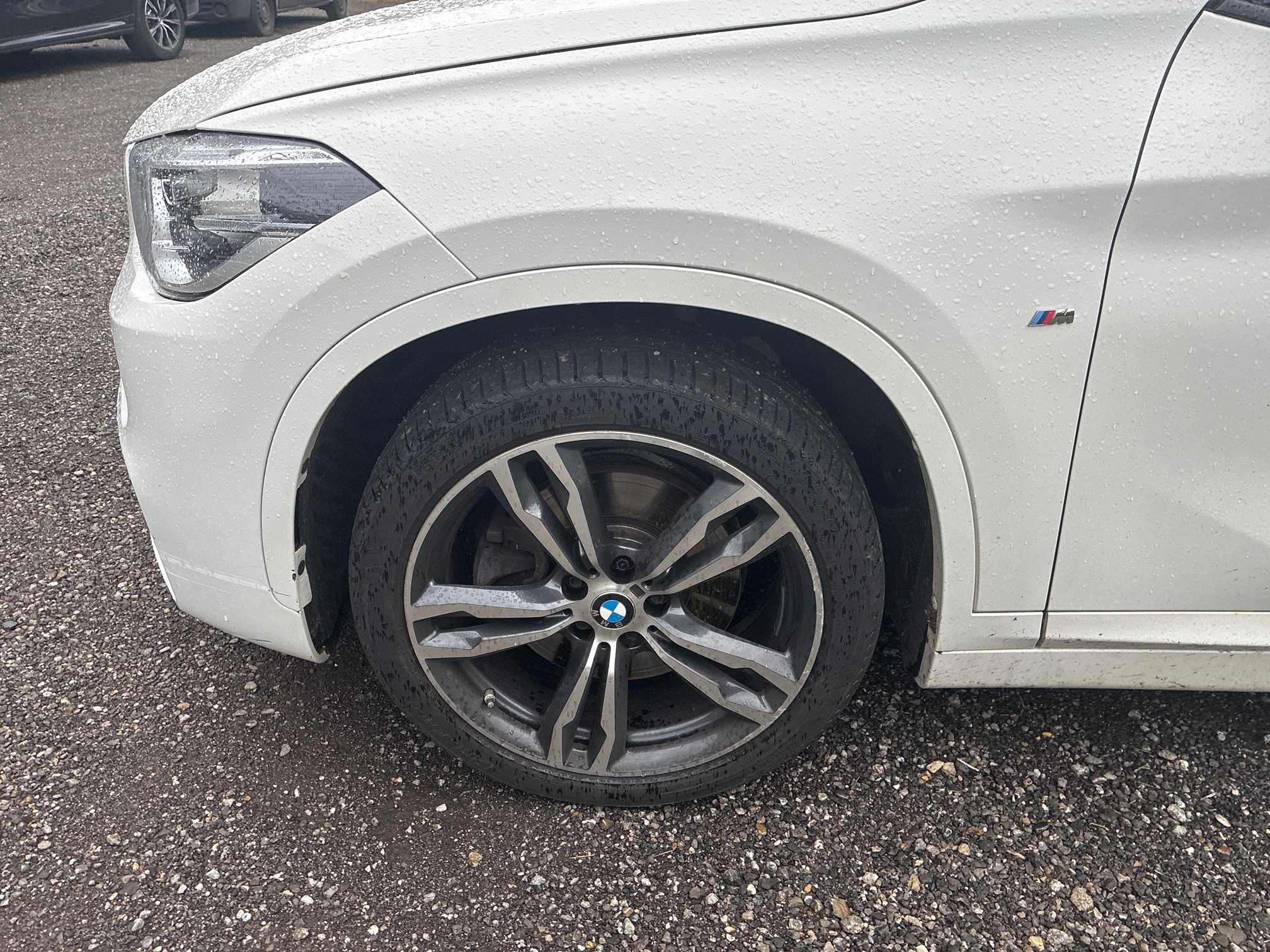 BMW X1 xDrive20d — zdjęcie 9