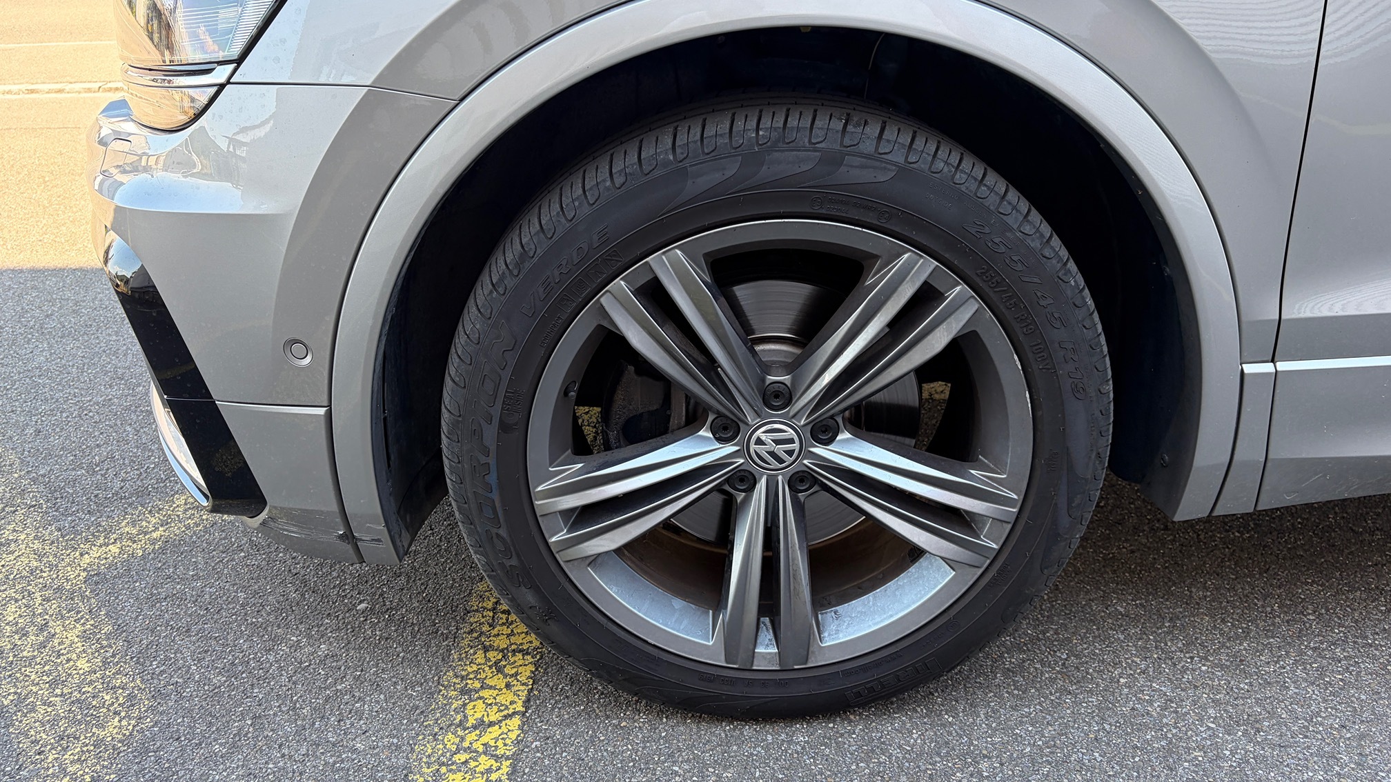VW Tiguan 2.0D 4M RL — zdjęcie 13