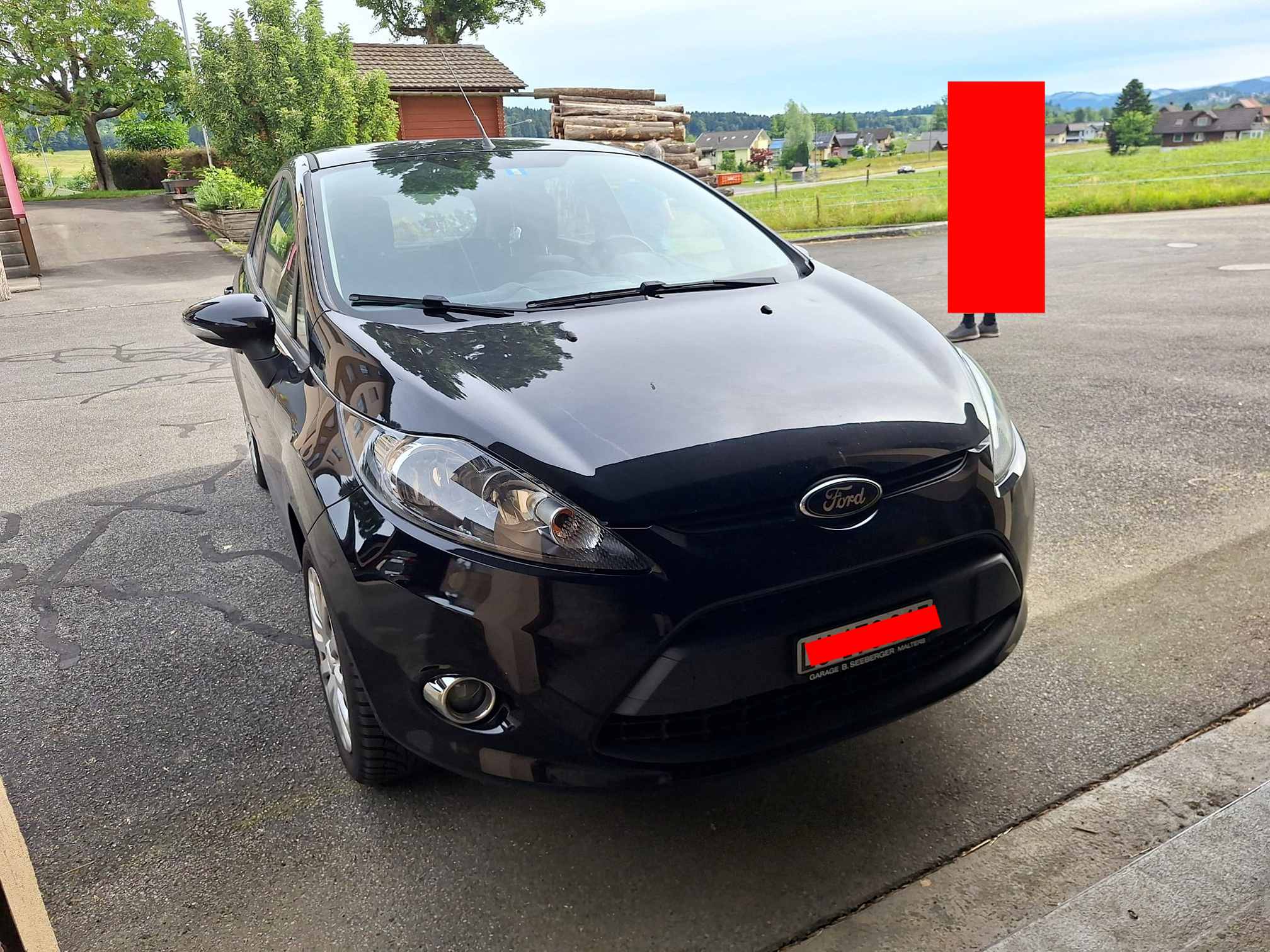 FORD Fiesta 1.4i — zdjęcie 1