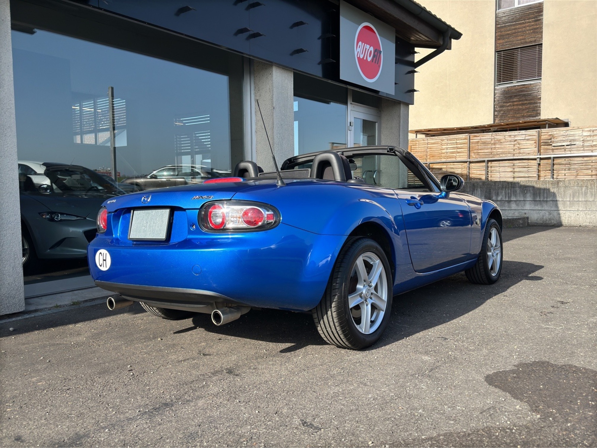MAZDA MX-5 1.8 — zdjęcie 8