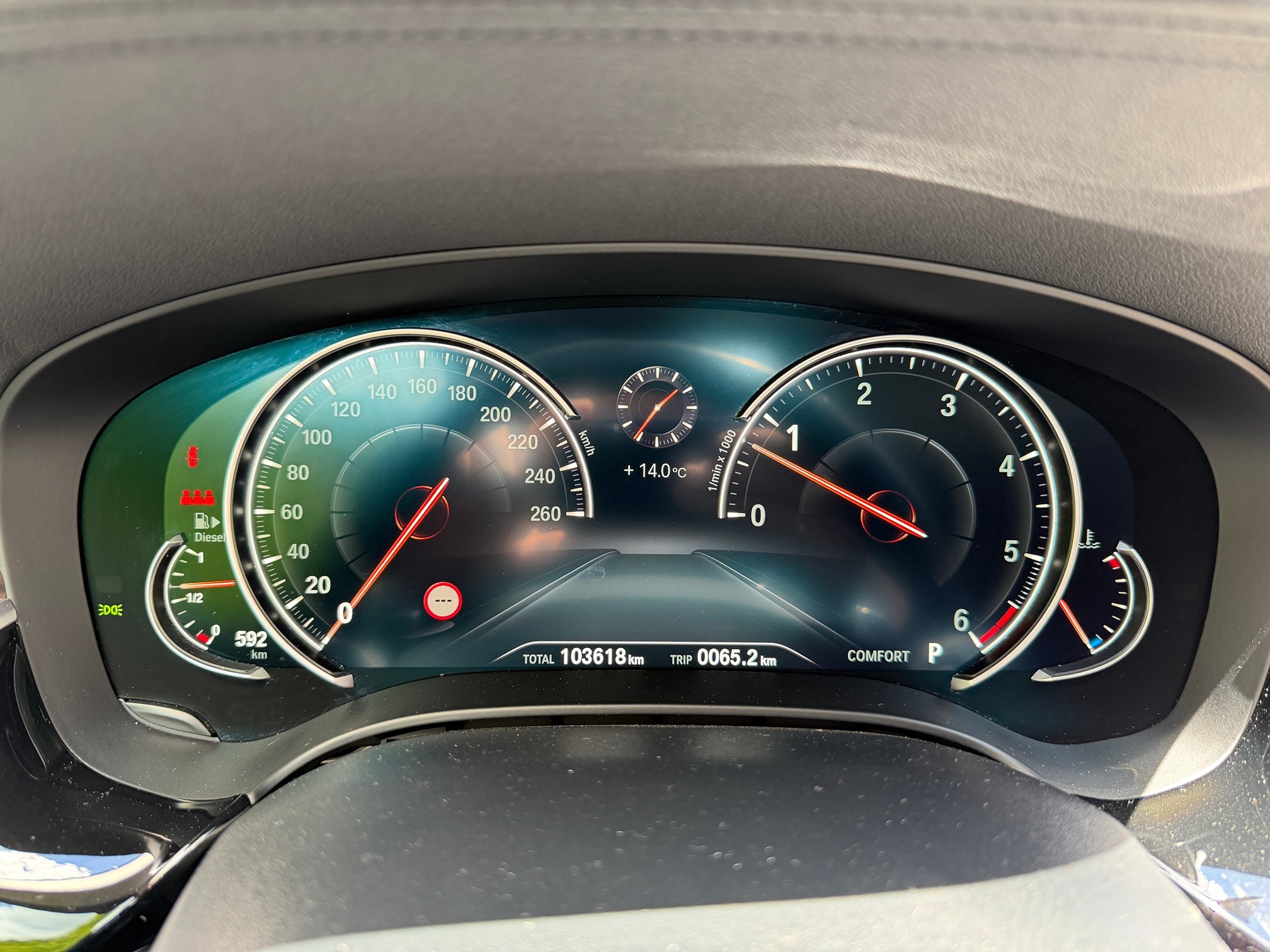 BMW 530d xDrive — zdjęcie 10