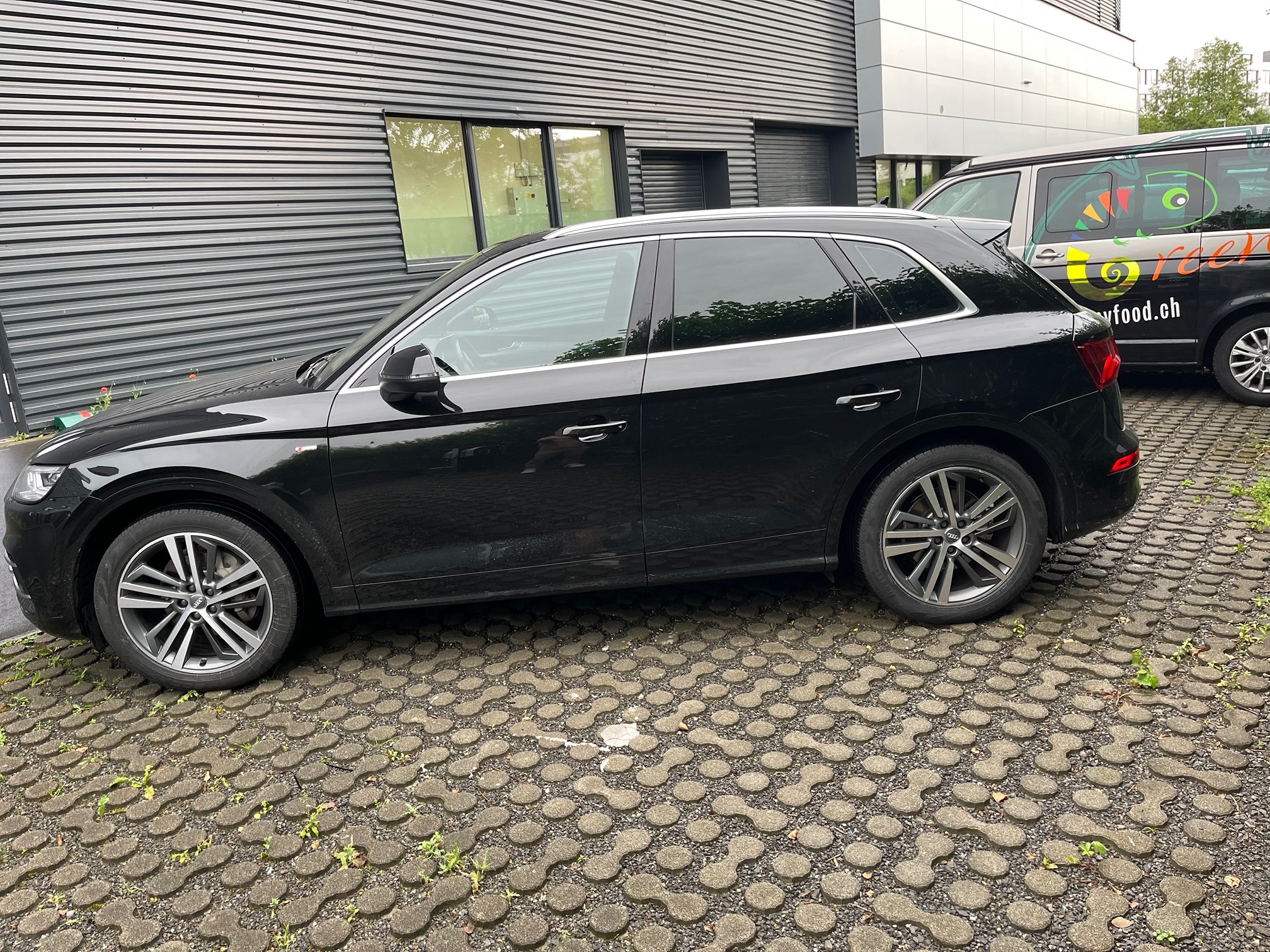 AUDI Q5 2.0TDI — zdjęcie 8