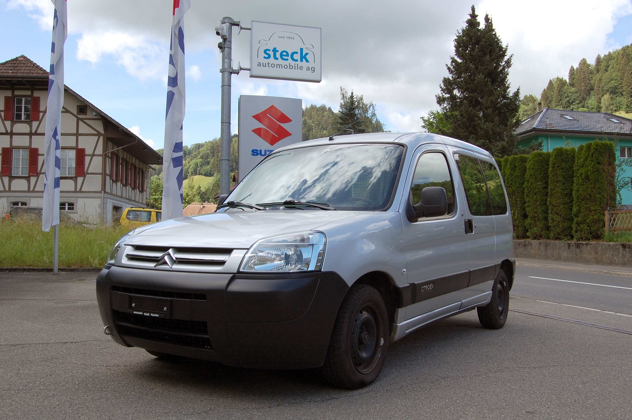 CITROEN Berlingo 1.4i 600 — zdjęcie 1