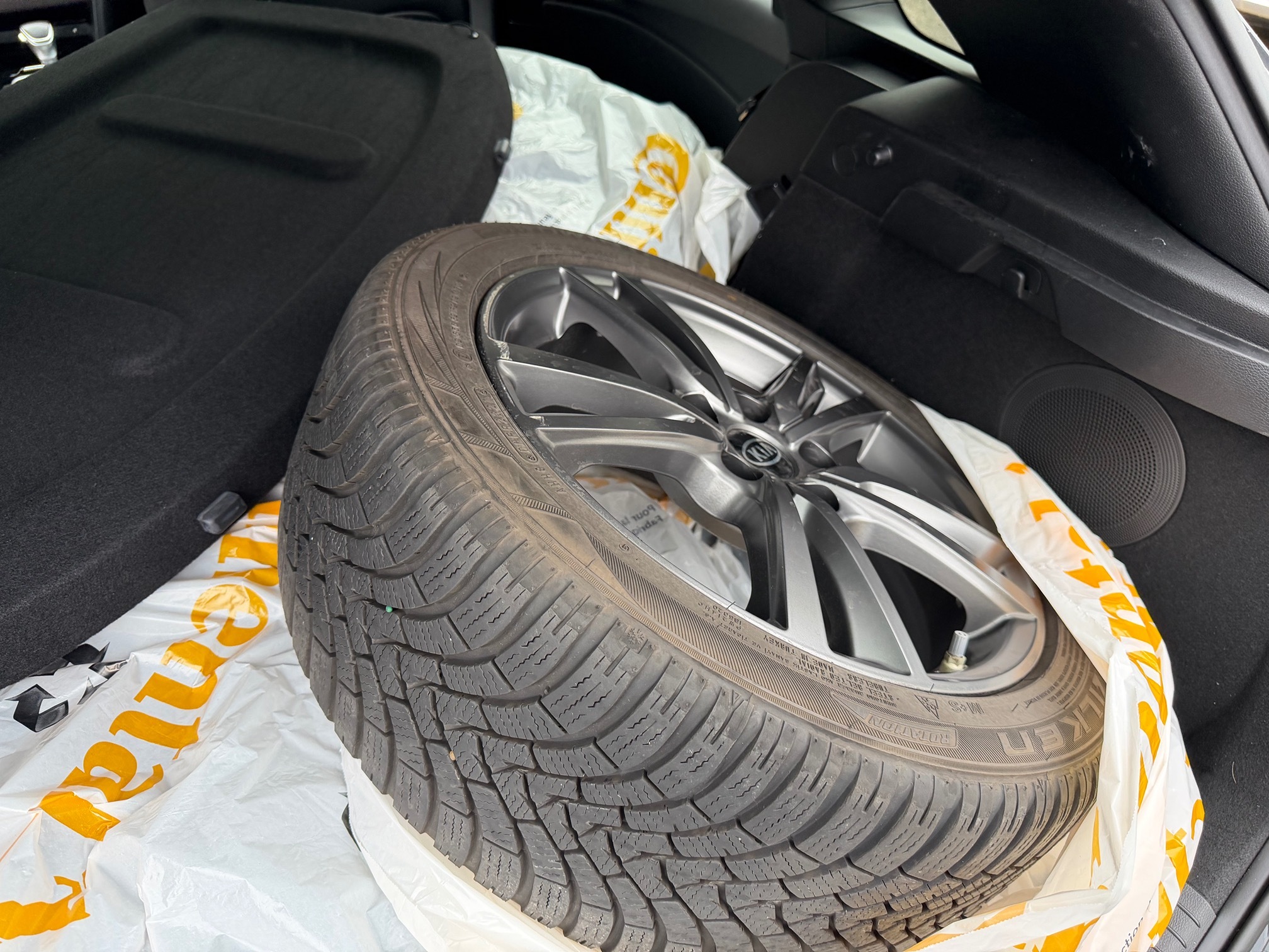 KIA Ceed 1.6 TGDI DCT — zdjęcie 14