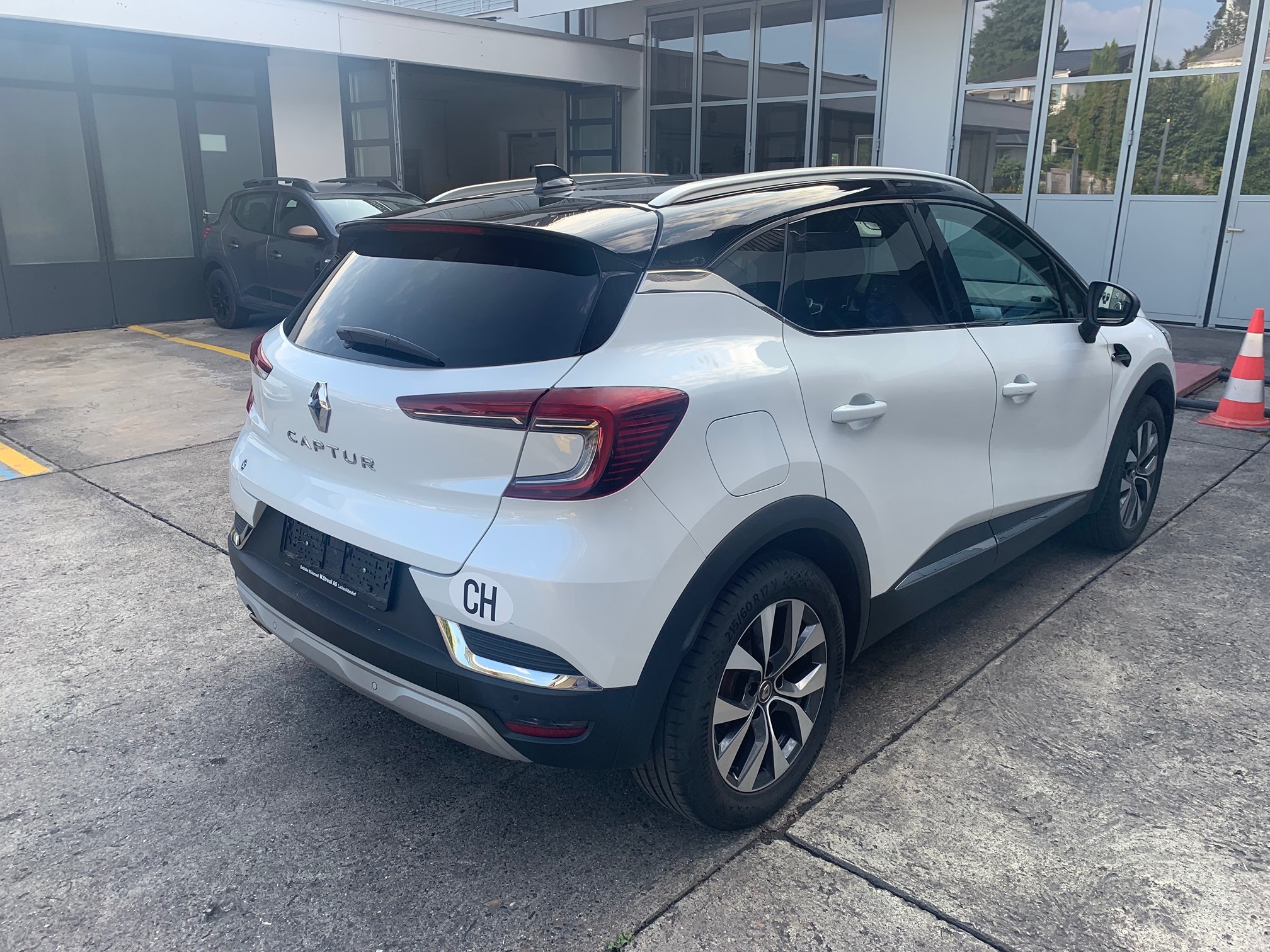 RENAULT Captur 155 — zdjęcie 4