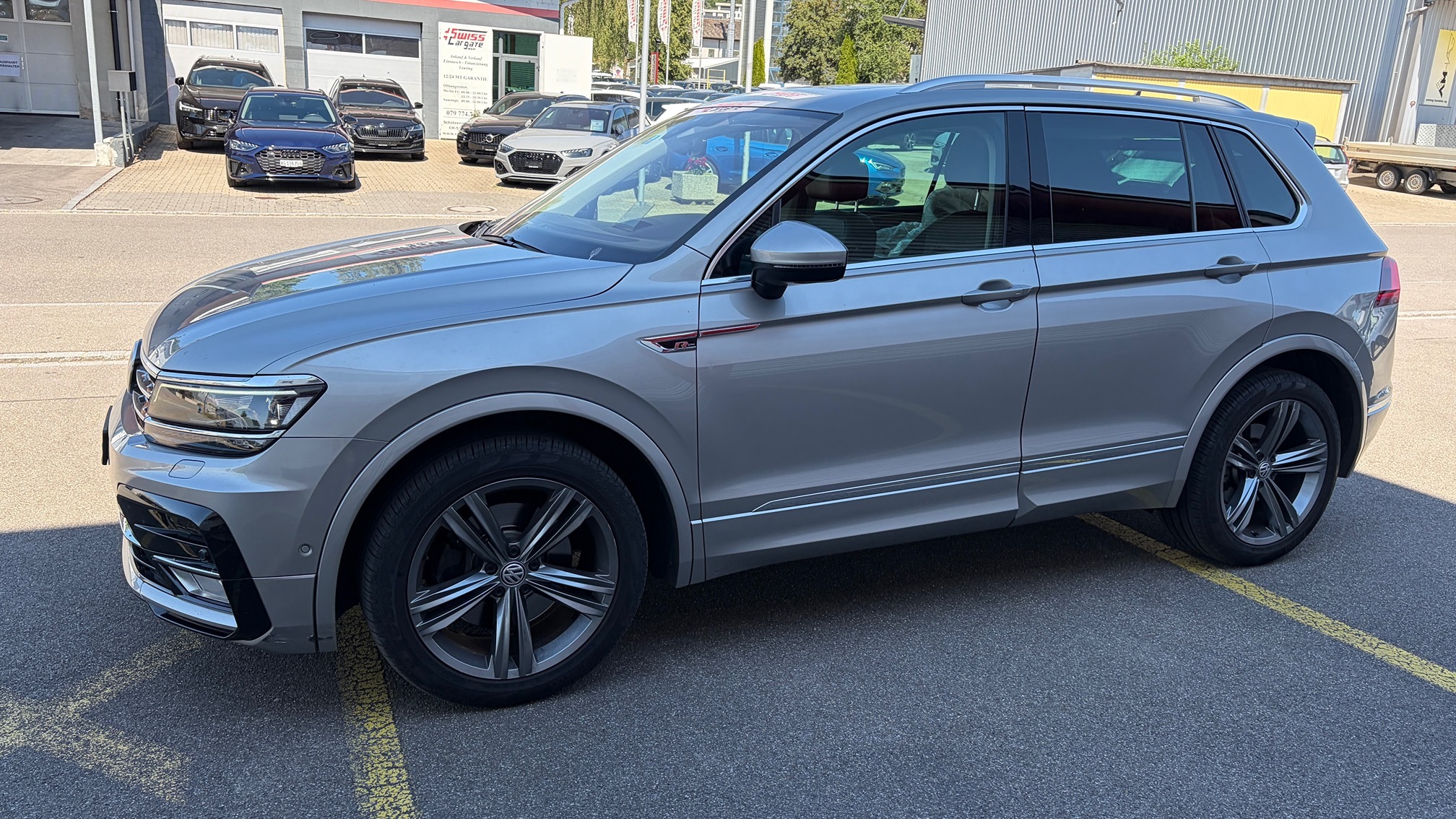 VW Tiguan 2.0D 4M RL — zdjęcie 2