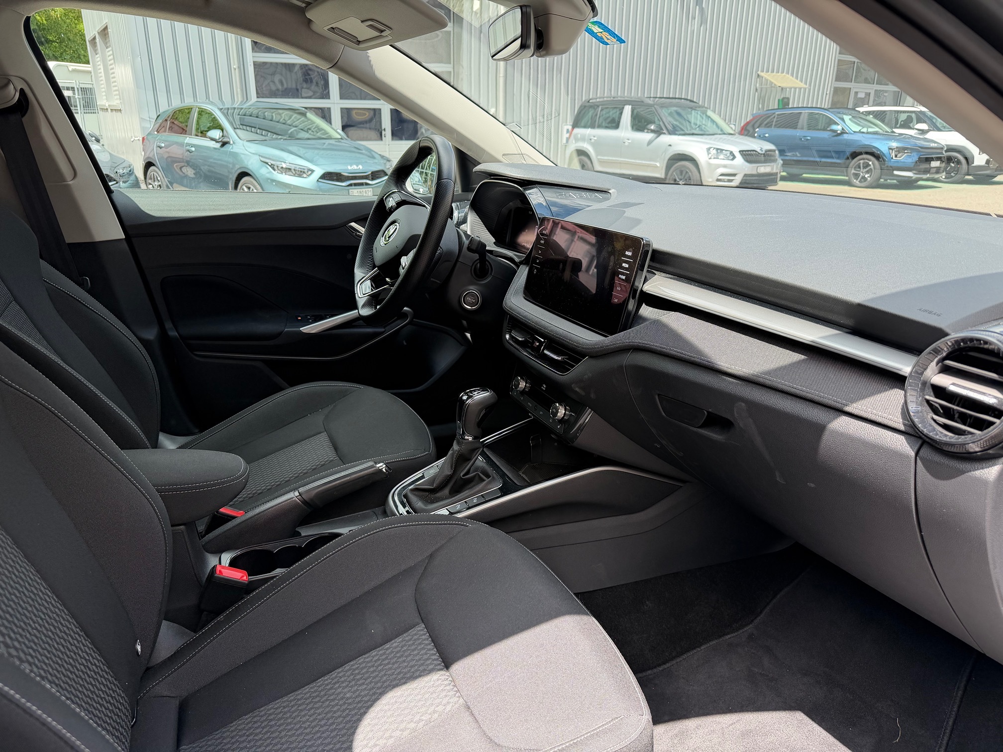 SKODA Fabia 1.0 TSI — zdjęcie 14