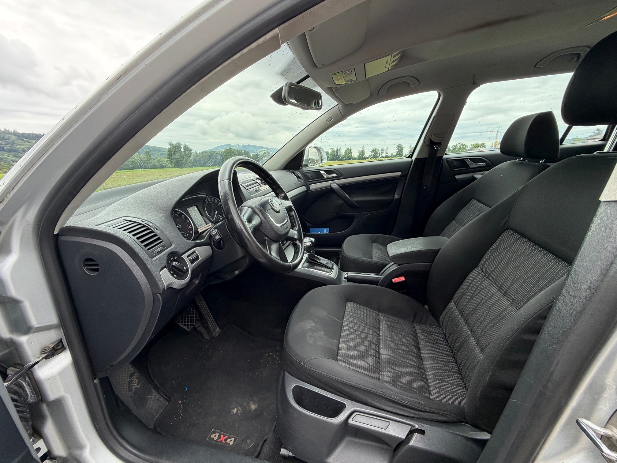 SKODA Octavia C 2.0TDI — zdjęcie 9