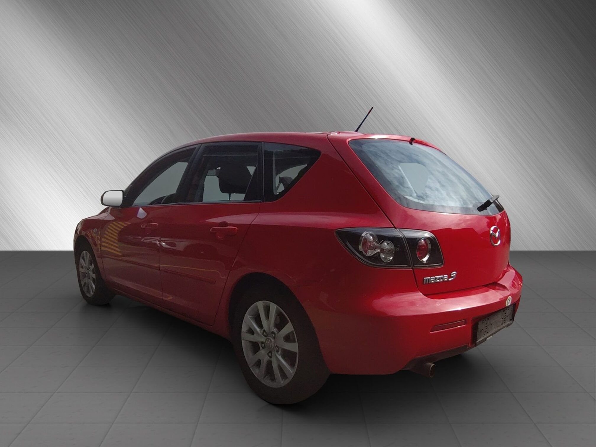 MAZDA 3 1.6 Hatchback — zdjęcie 4