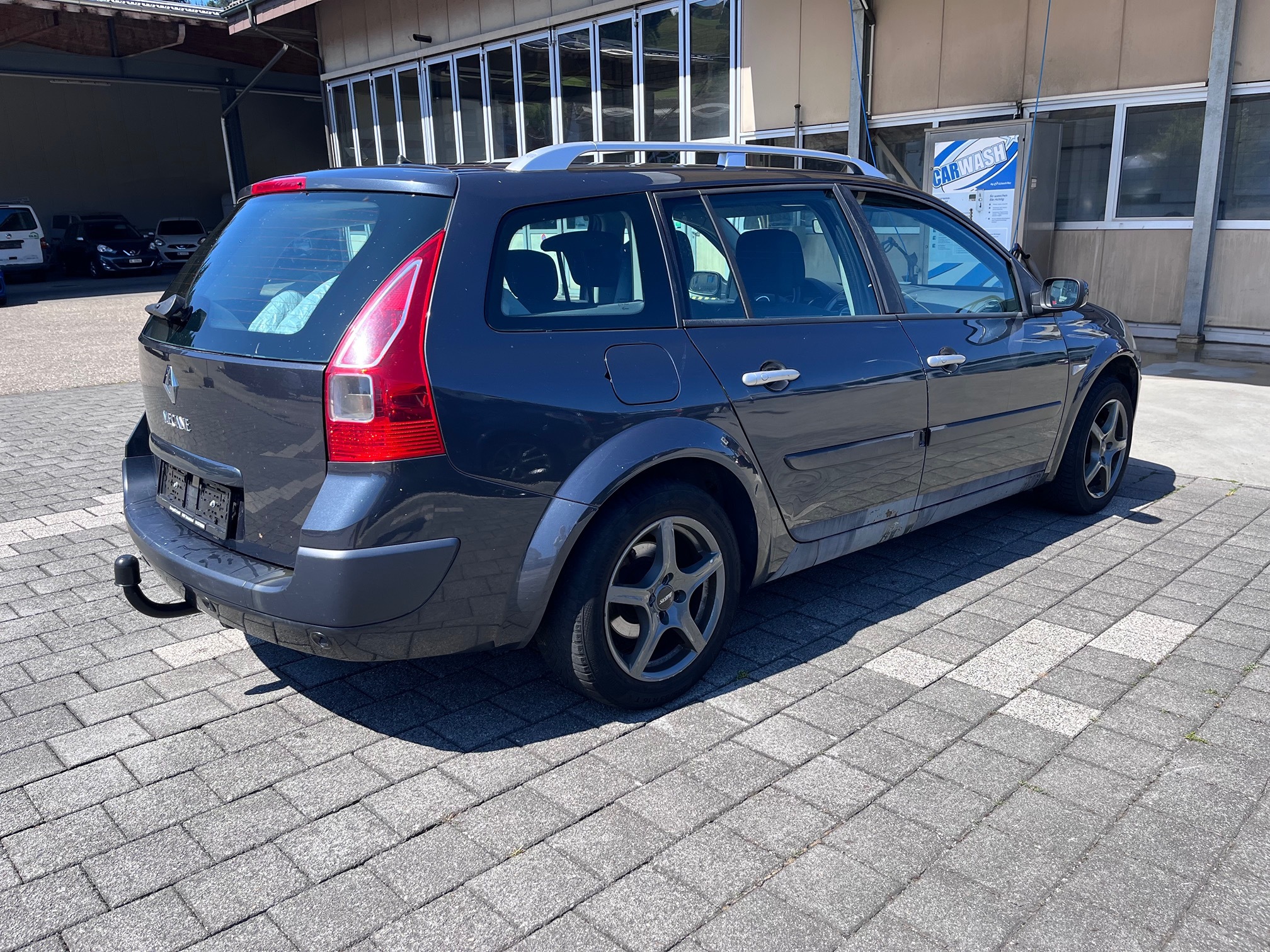 RENAULT Mégane 2.0 16V — zdjęcie 8