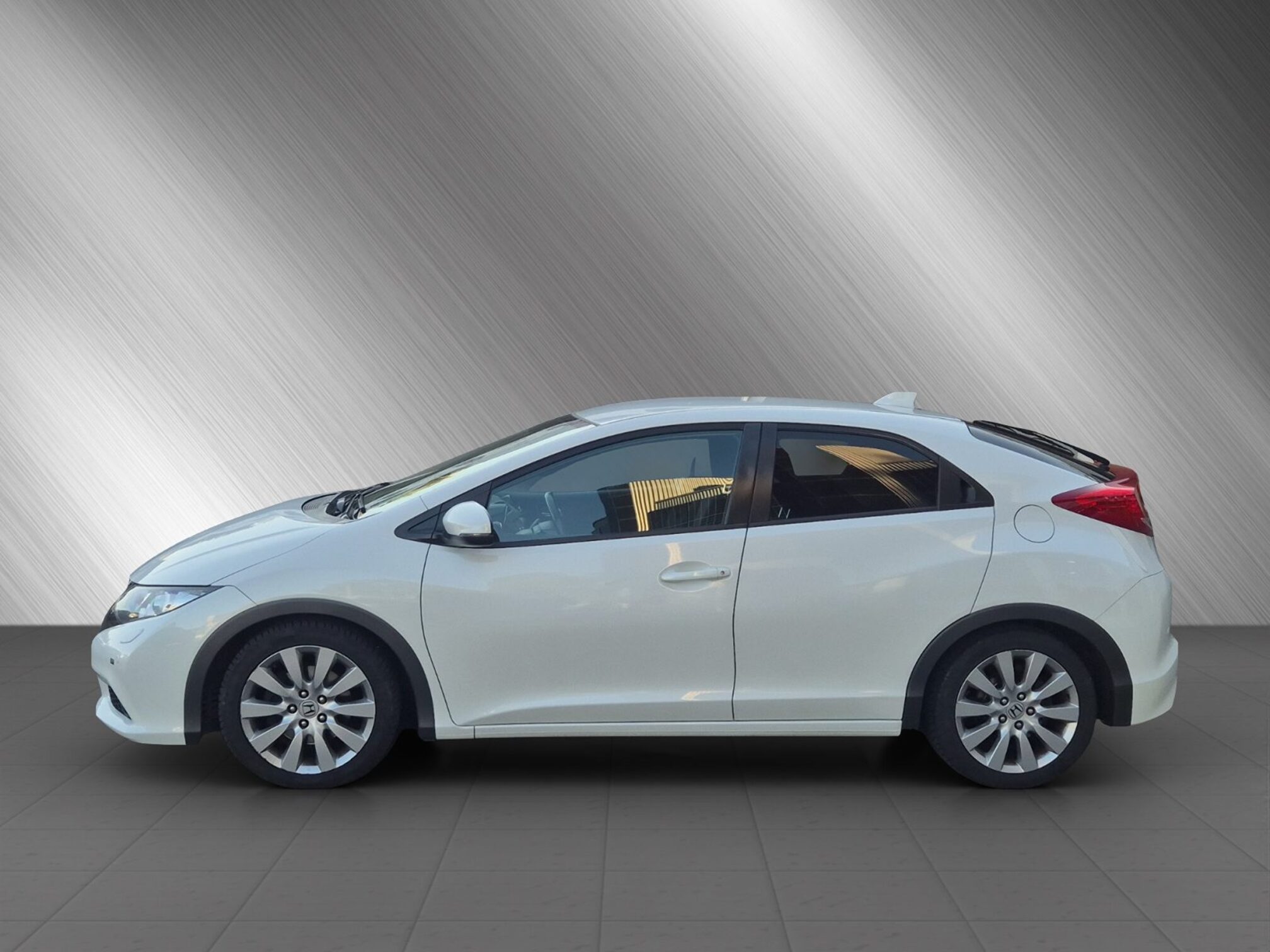 HONDA Civic 5DR 1,6i-DTEC Lifestyle — zdjęcie 2