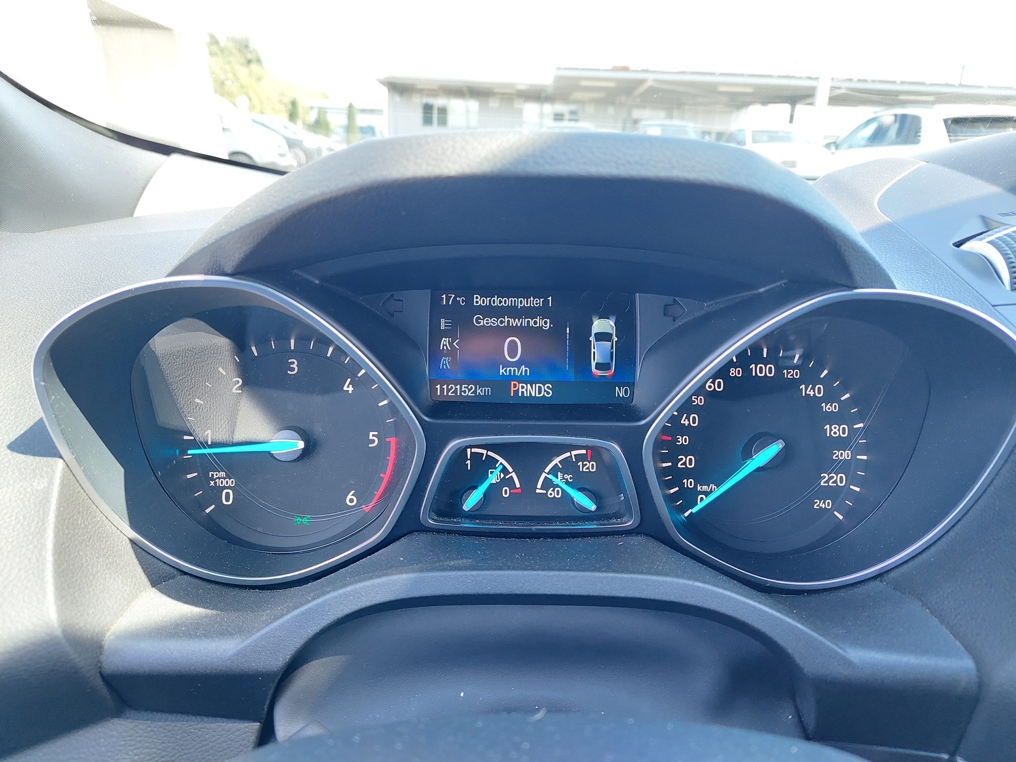 FORD Kuga 2.0 TDCi 4x4 — zdjęcie 14