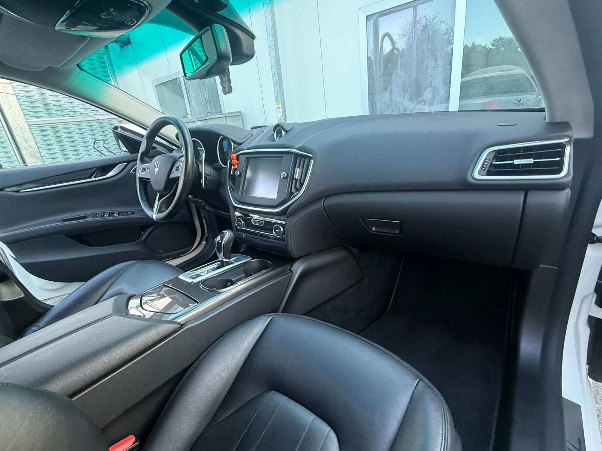 MASERATI Ghibli — zdjęcie 12