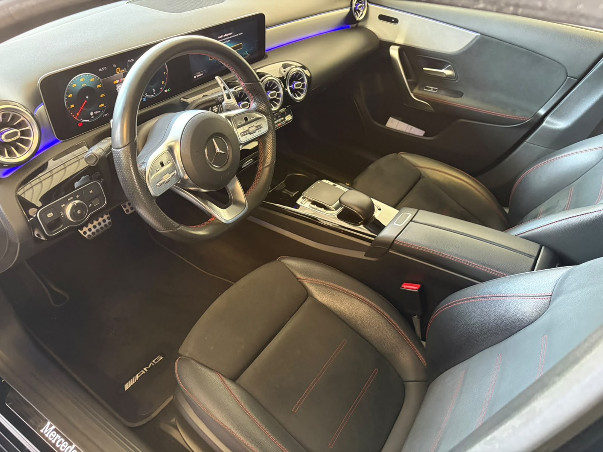 MERCEDES-BENZ A 200 — zdjęcie 12