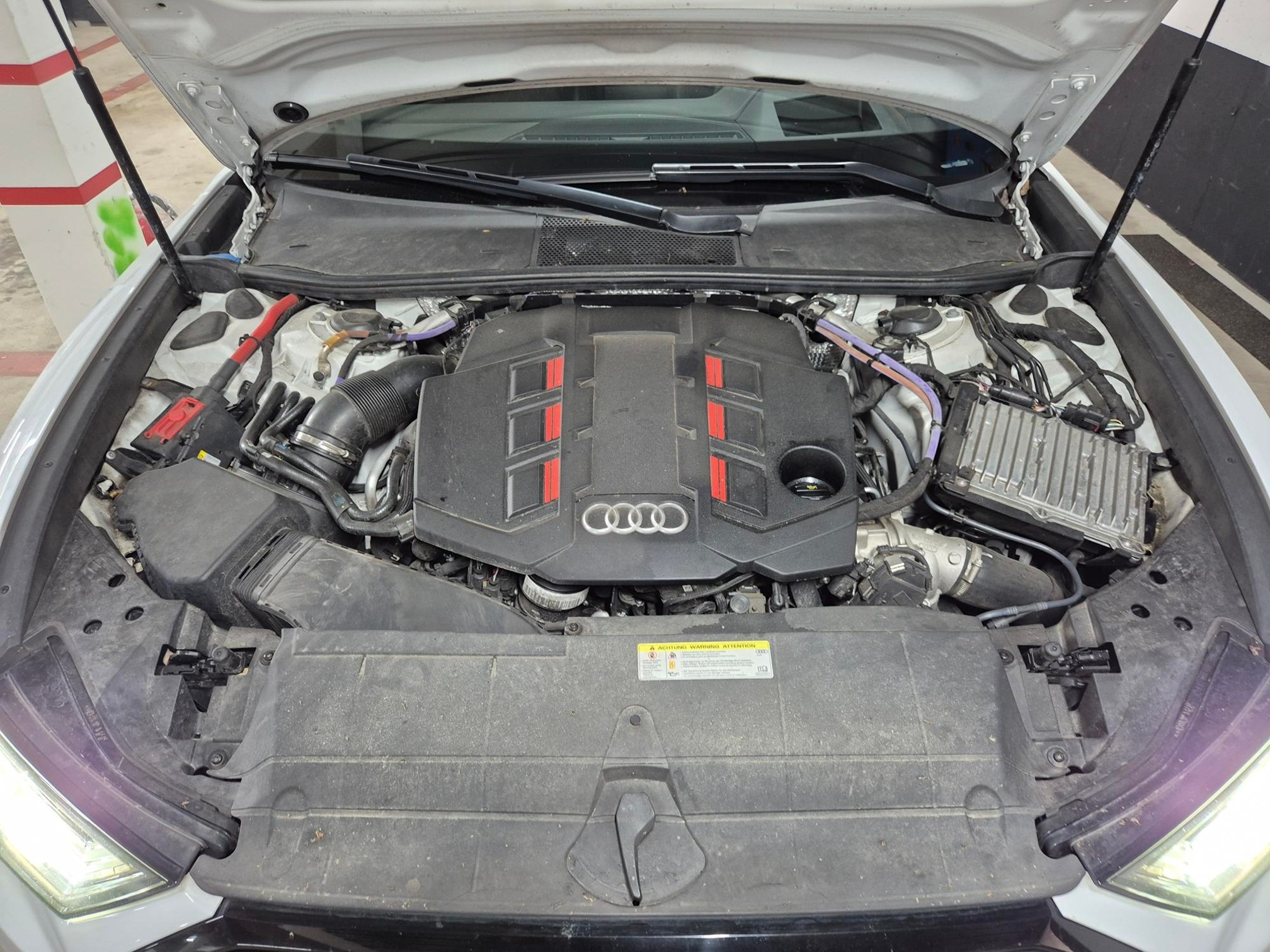 AUDI S6 Avant 3.0  — zdjęcie 7