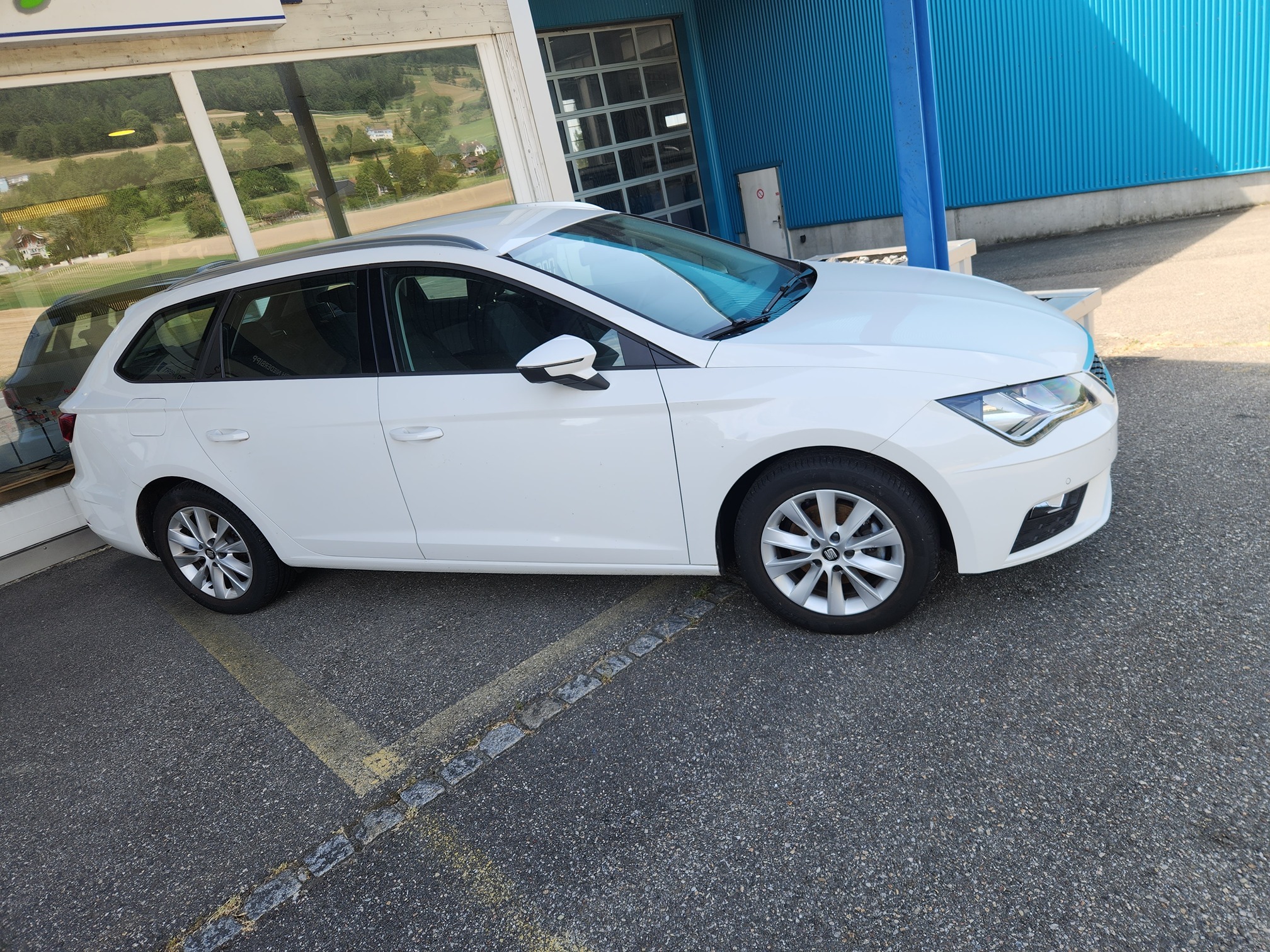 SEAT Leon 1.4 TGI ST — zdjęcie 5