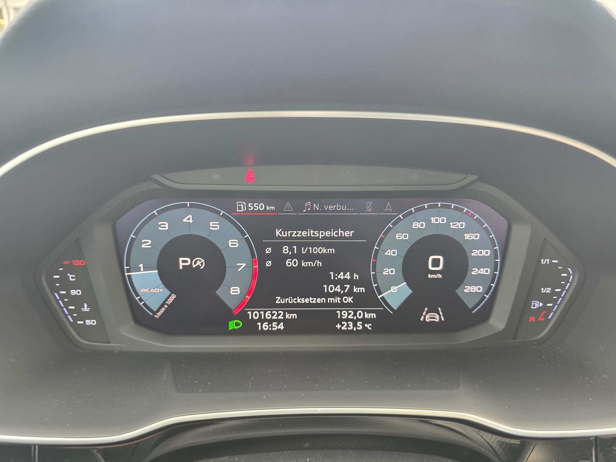 AUDI Q3 45 TFSI S line quattro S-Tronic  — zdjęcie 8
