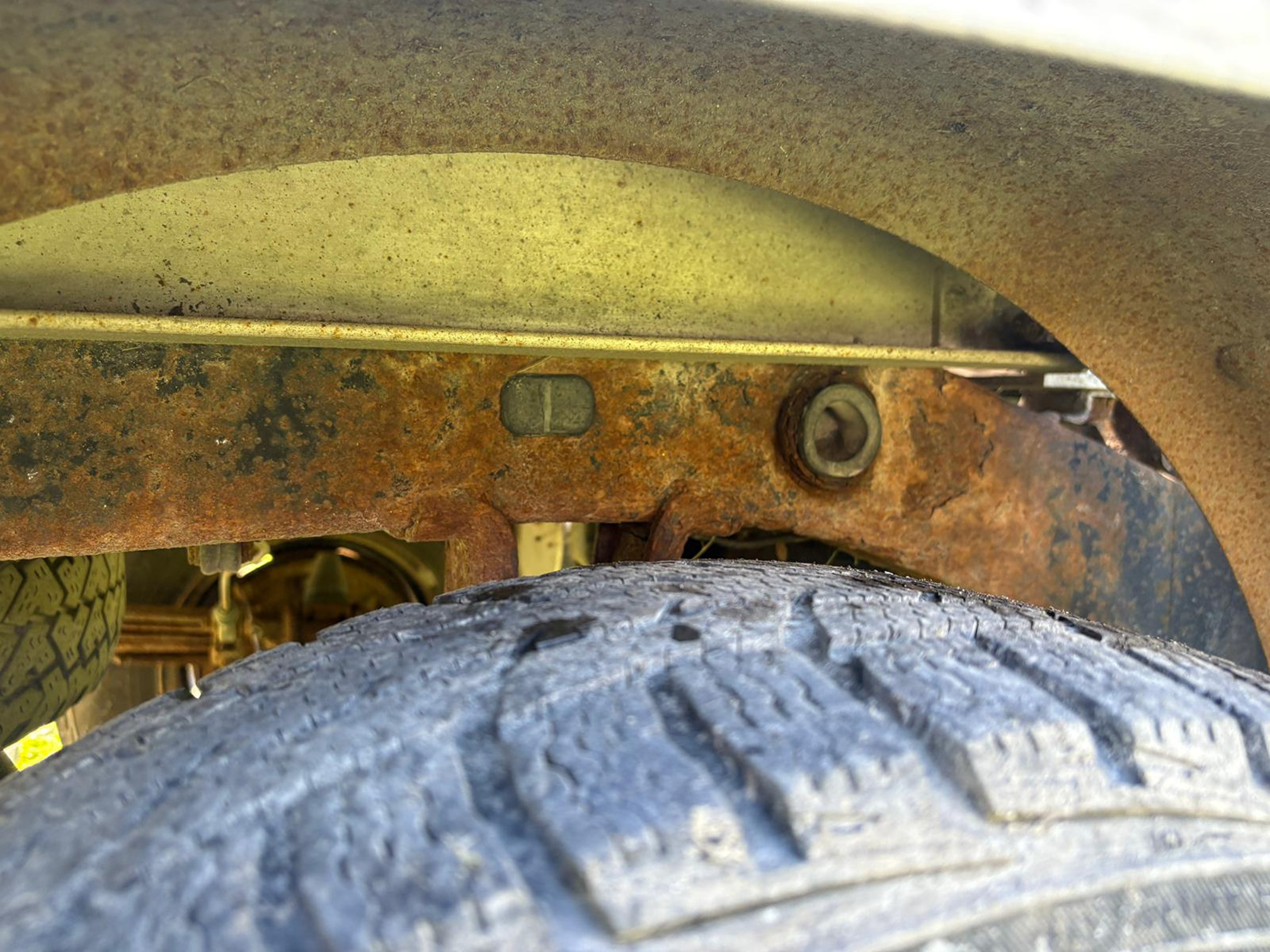 TOYOTA Hilux 4WD — zdjęcie 15